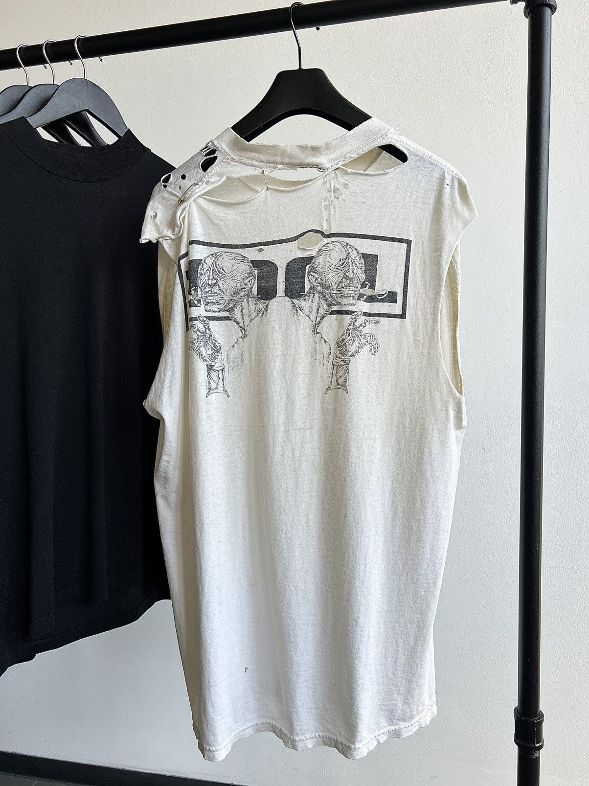 Band Tees × Vintage Vintage Perfectly Thrashed Tool Band Tank Top Size US XL / EU 56 / 4 - 3 Thumbnail