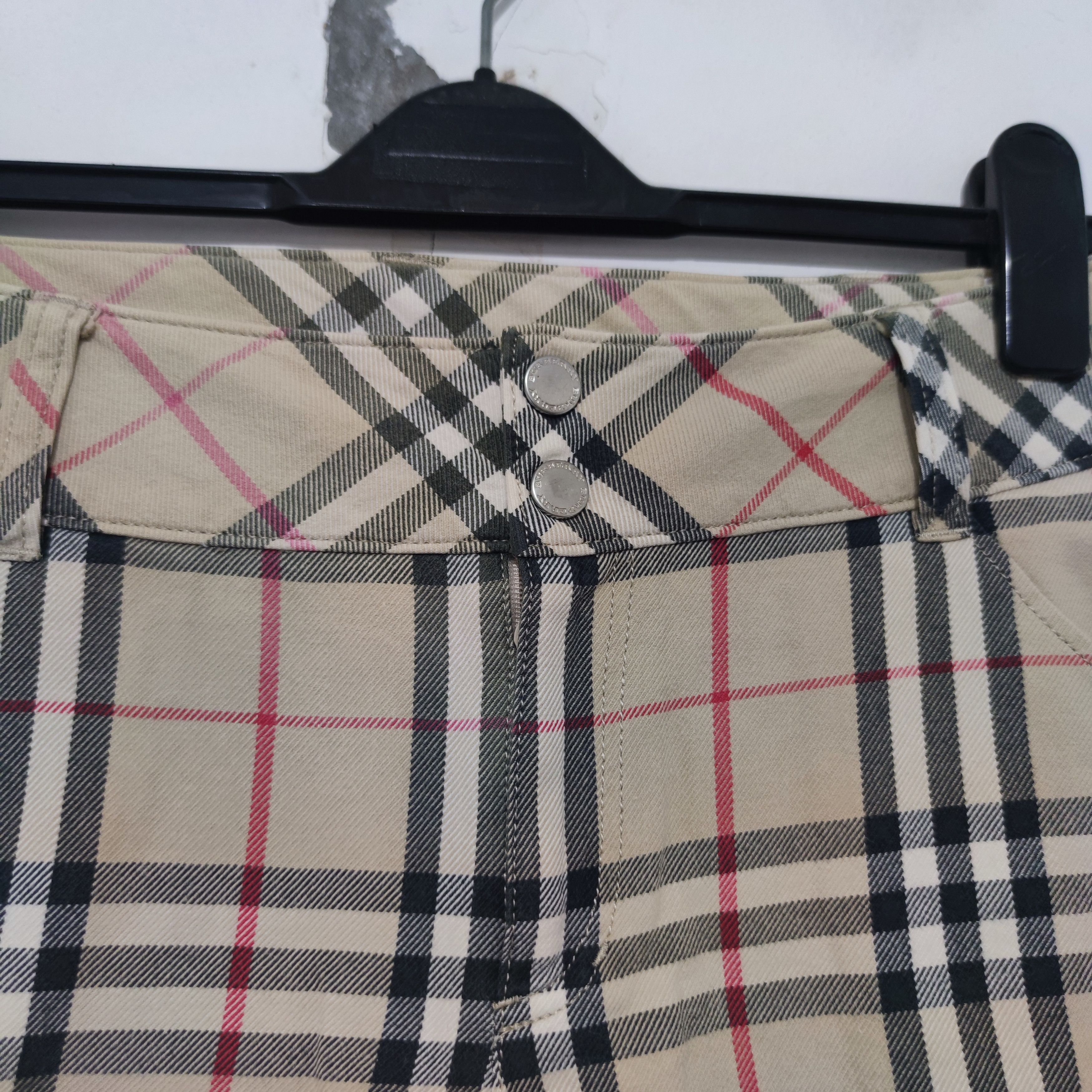 Burberry Vintage Burberry Short Pants Size US 26 / EU 42 - 3 Thumbnail