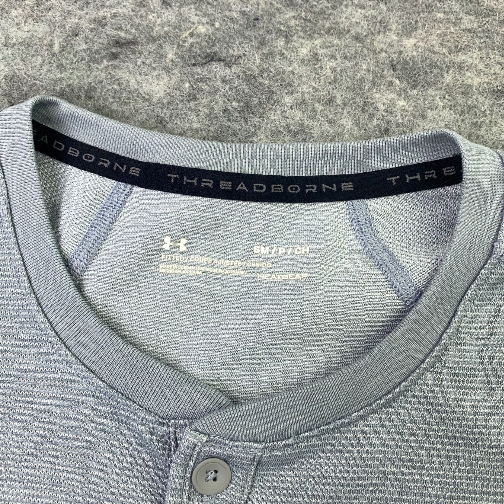 Under Armour Under Armour Shirt Mens Small Grey Threadborne Henley Headgear Long Sleeves Size US S / EU 44-46 / 1 - 4 Thumbnail