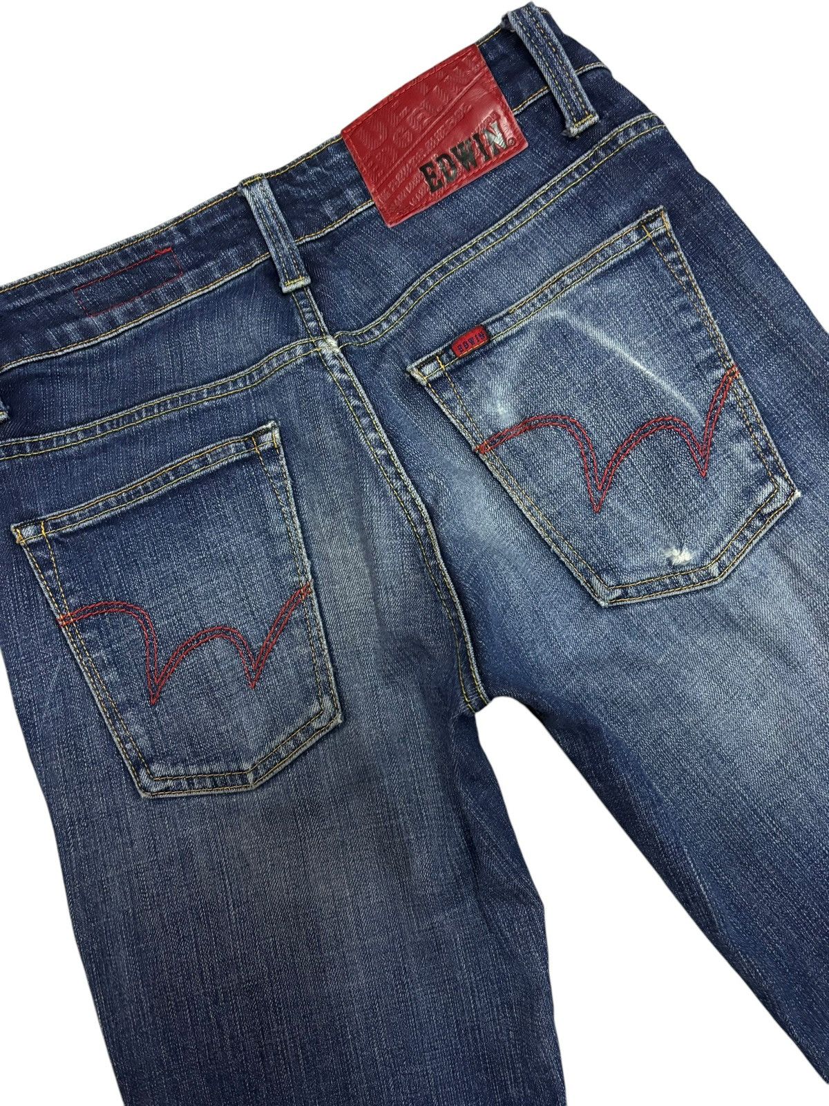 Edwin × Japanese Brand × Vintage Vintage Edwin Blue Trip Distressed Faded Indigo Jeans Size US 28 / EU 44 - 4 Thumbnail