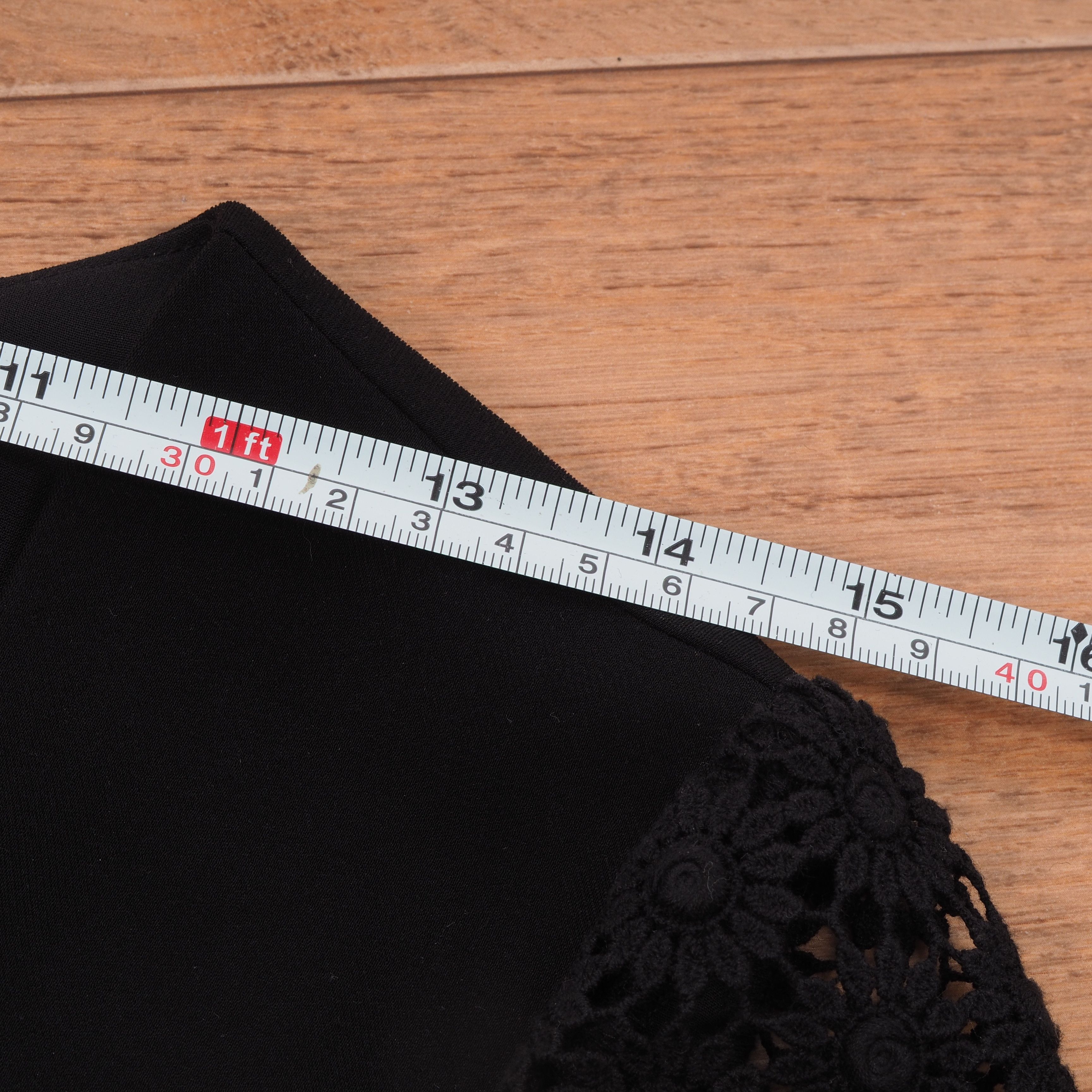 Moschino × Vintage Moschino Cheap and Chic Black Lace Sleeve Knee Length Dress Size M / US 6-8 / IT 42-44 - 5 Thumbnail