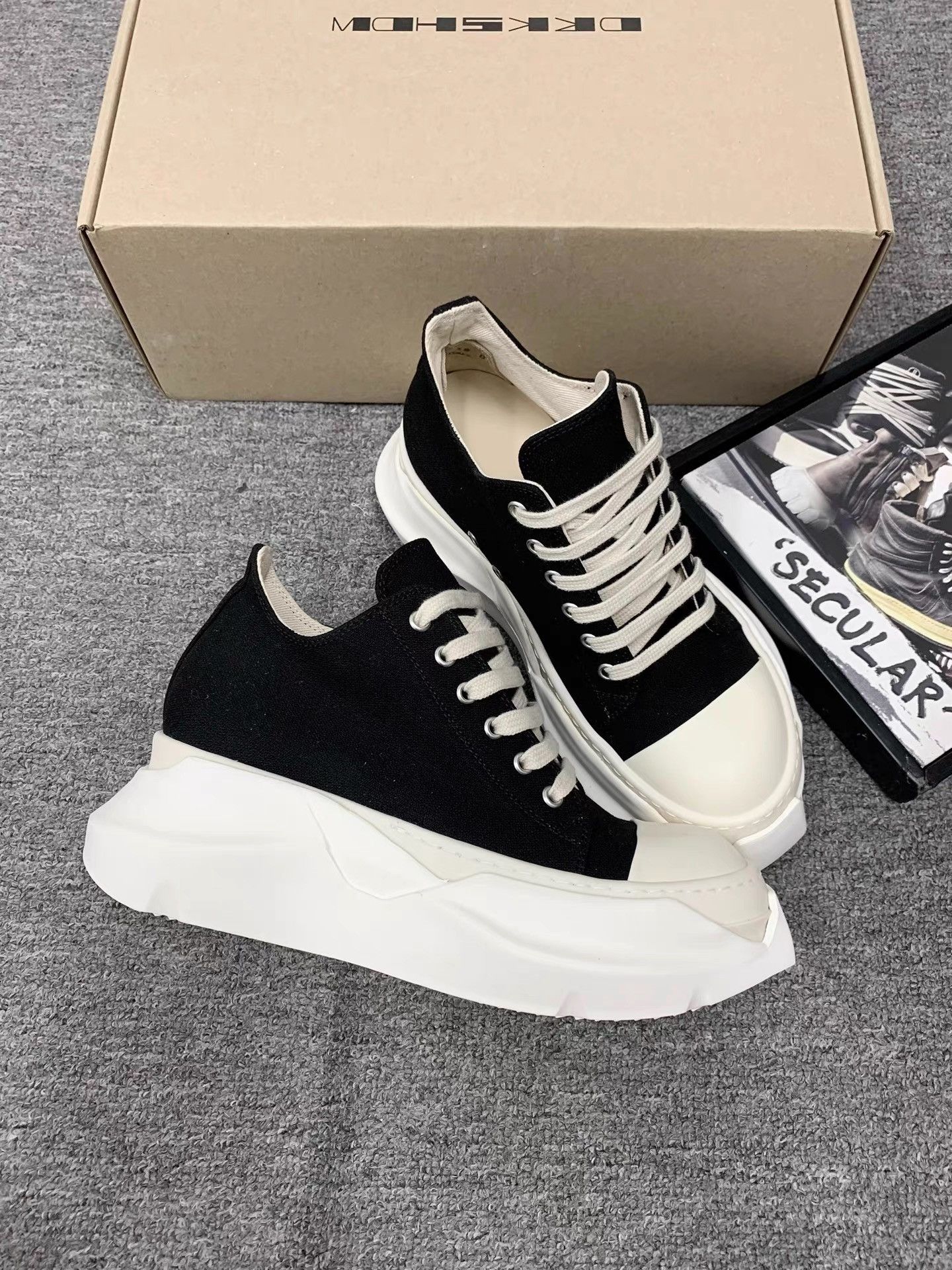 Rick Owens Rick Owens Tank Sole Low Top Big Converse K34 Size US 6 / IT 36 - 1 Thumbnail