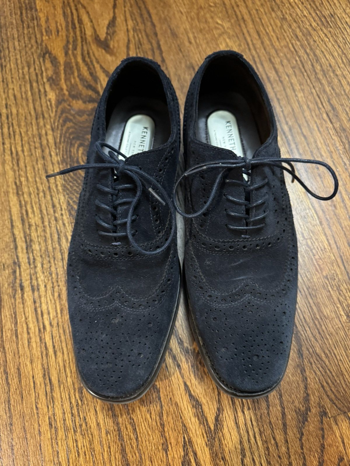 Kenneth Cole Navy Blue Suede Wingtips Size US 7.5 / EU 40-41 - 1 Thumbnail