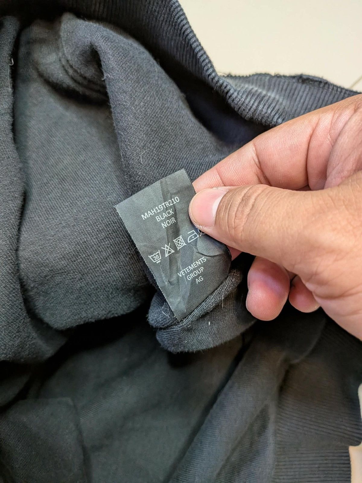 Vetements Vetements Inside out shark hoodie Size US S / EU 44-46 / 1 - 10 Thumbnail