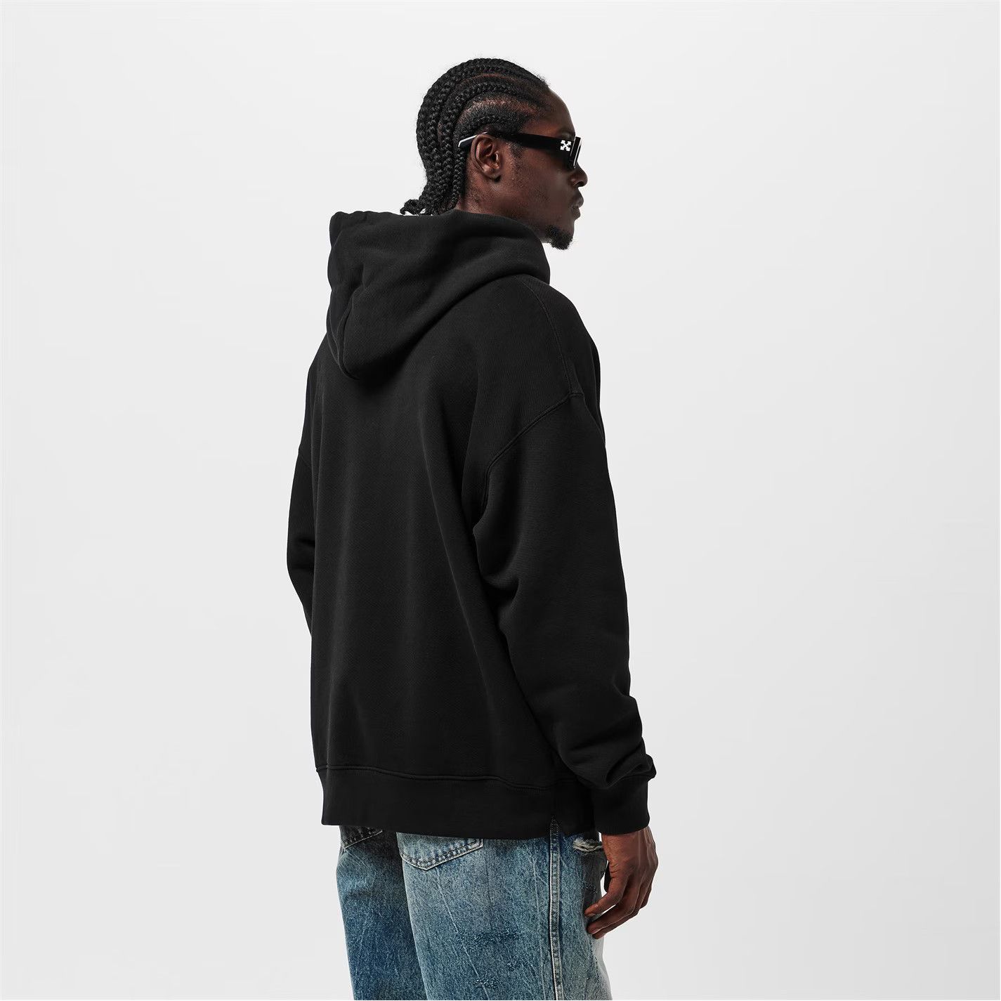 Off-White o1g2r1mq0226 Intern Skate Hoodie In Black Size US S / EU 44-46 / 1 - 3 Thumbnail