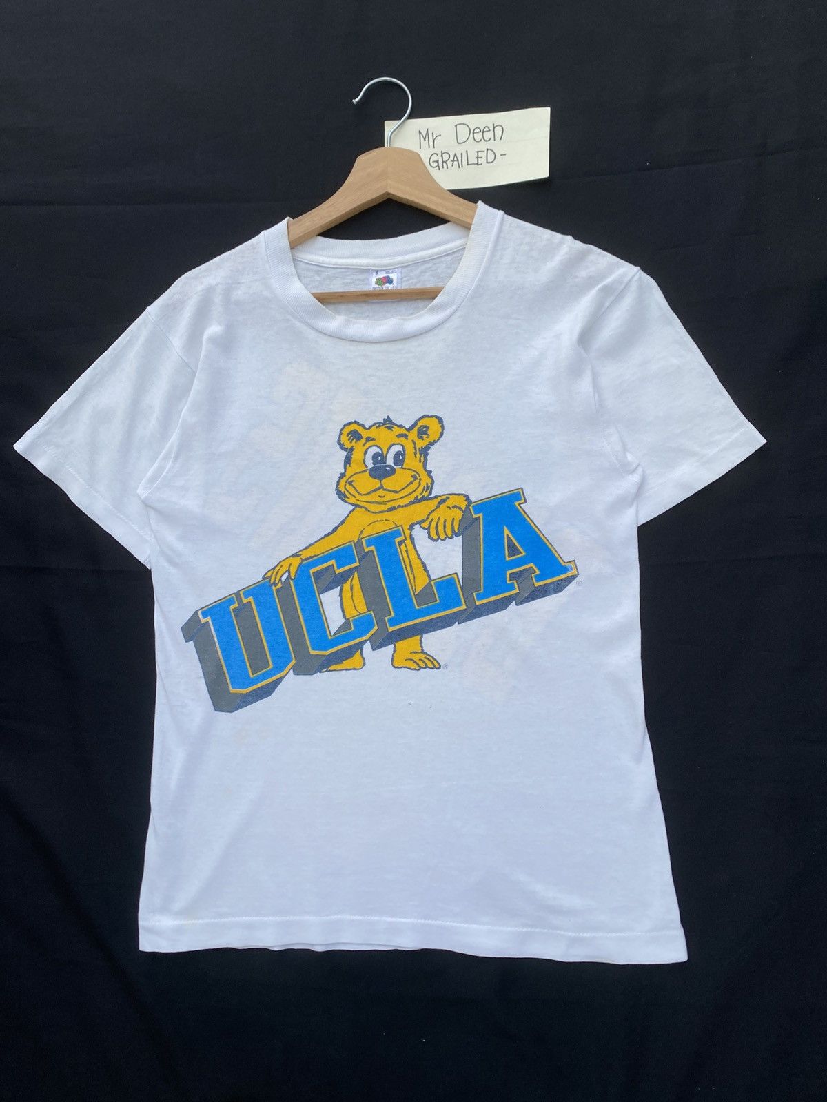 Vintage Rare Vintage 90s UCLA Bruins Spellout Tshirt Size US S / EU 44-46 / 1 - 4 Thumbnail