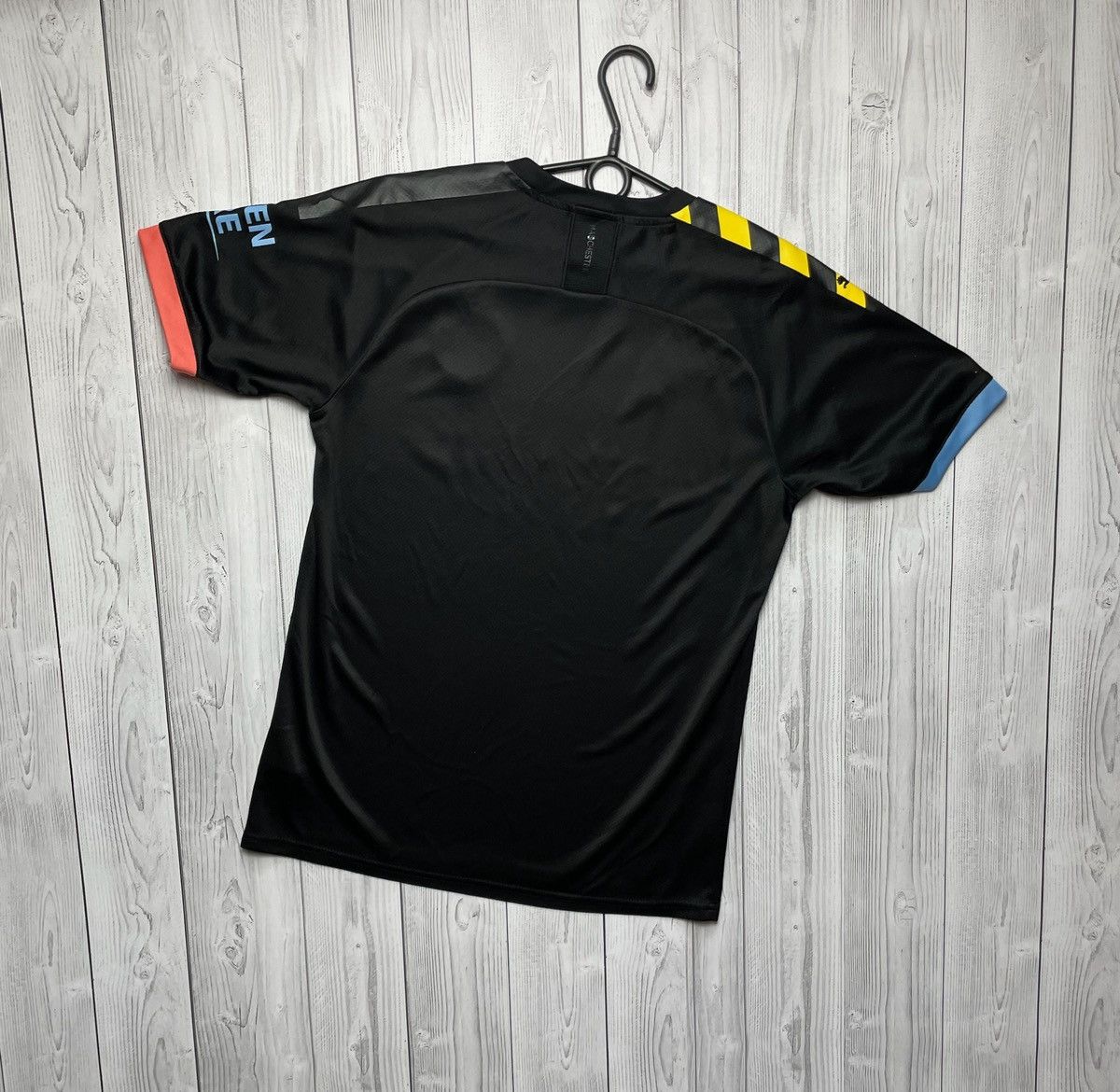Puma × Vintage Vintage puma Manchester City soccer jersey black size M Size US M / EU 48-50 / 2 - 6 Thumbnail
