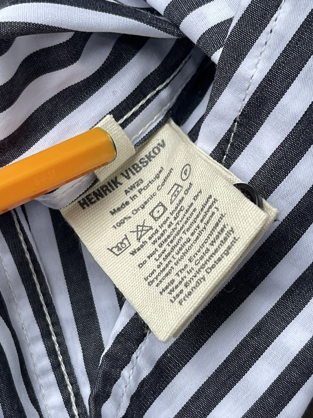 Henrik Vibskov !DS! AW23 Henrik Vibskov Chow Stripped White Black Shirt Size US L / EU 52-54 / 3 - 21 Thumbnail