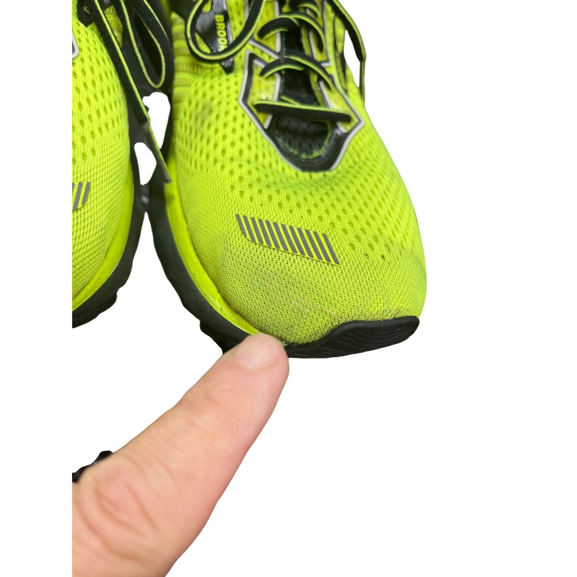 Brooks Brooks Ghost 12 mens yellow black walking running LT sneaker Size US 13 / EU 46 - 14 Thumbnail
