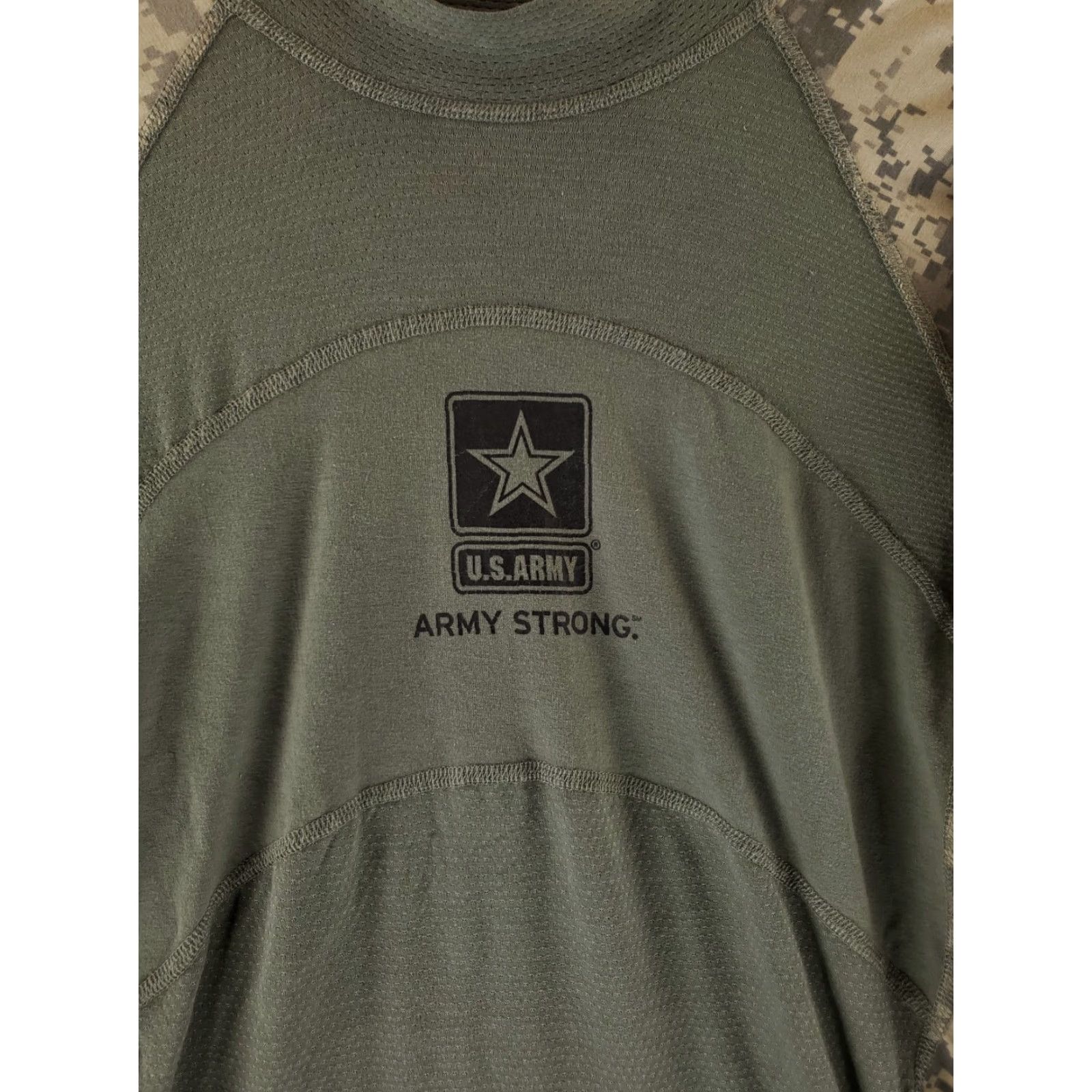 Vintage Massif US Military Army Combat Shirt Digital Camo Green Army Strong Mens L Size US L / EU 52-54 / 3 - 3 Thumbnail