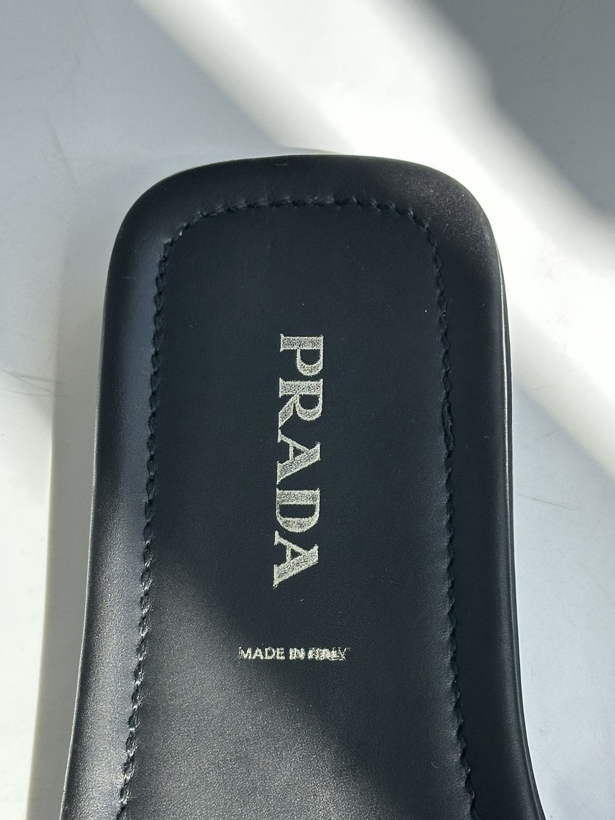*sz38* PRADA SS2001 Logo Leather Slides Vintage shoes sandal