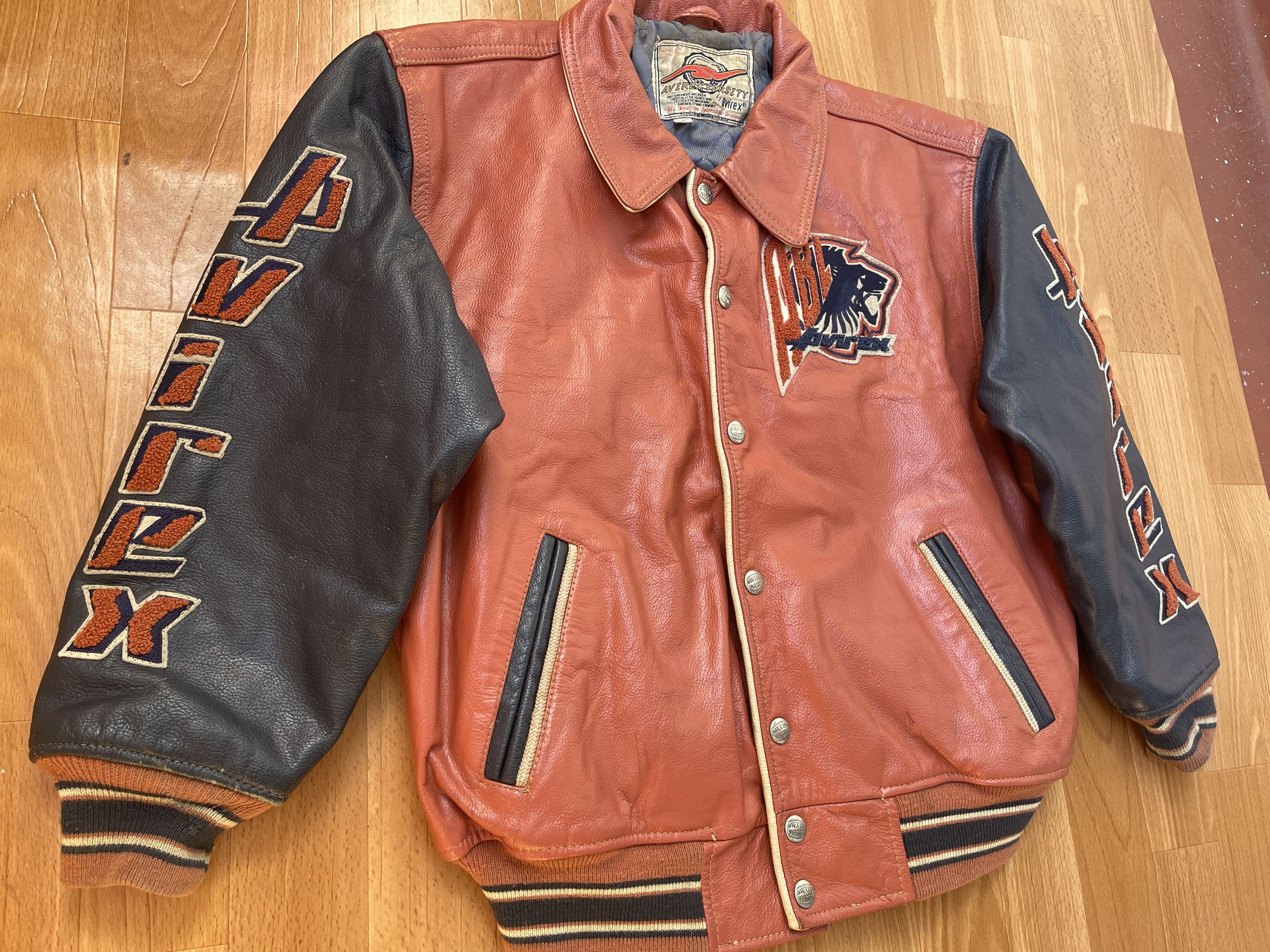 Avirex AVIREX leather jacket, Black Lions, vintage, 90s hip hop XS Size US XS / EU 42 / 0 - 10 Thumbnail