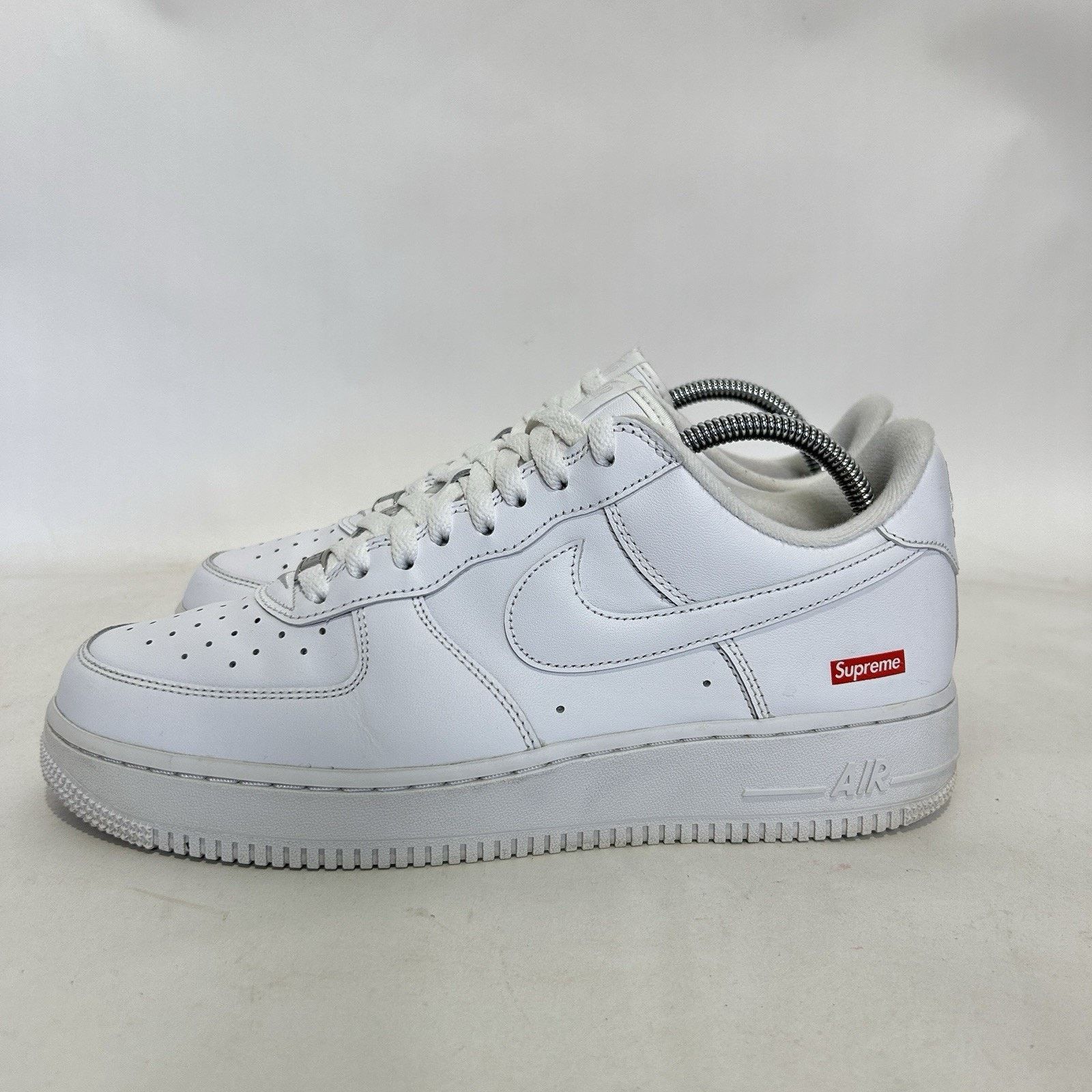 Nike Nike Air Force 1 x Supreme Low Box Logo “White” Size US 10 / EU 43 - 6 Thumbnail