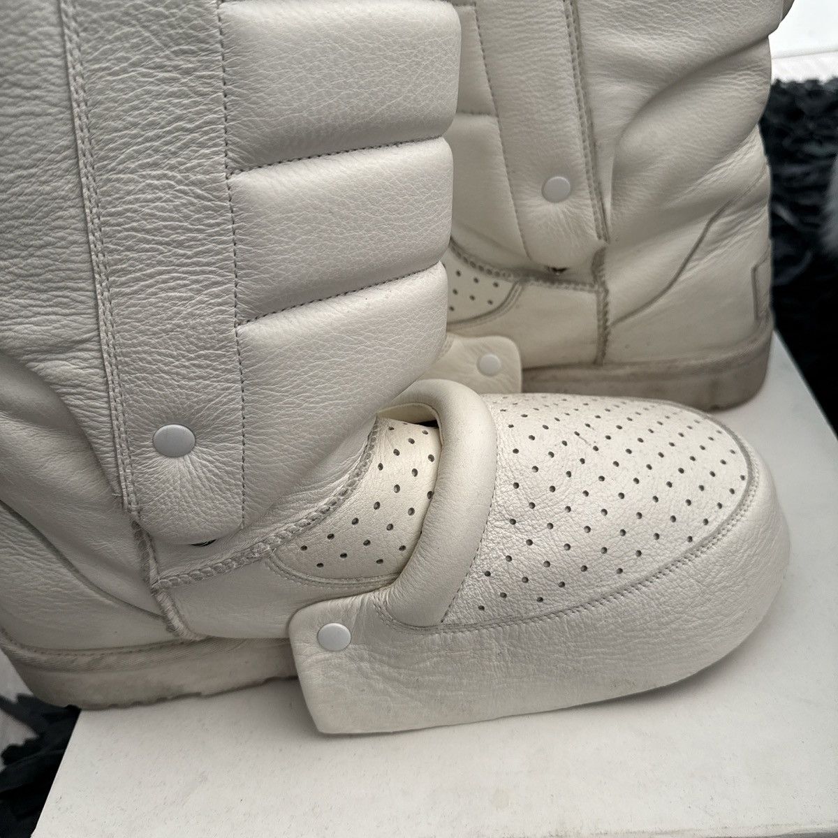 Hood By Air × Ugg Shayne Oliver x Ugg white armoured boots Size US 13 / EU 46 - 7 Thumbnail