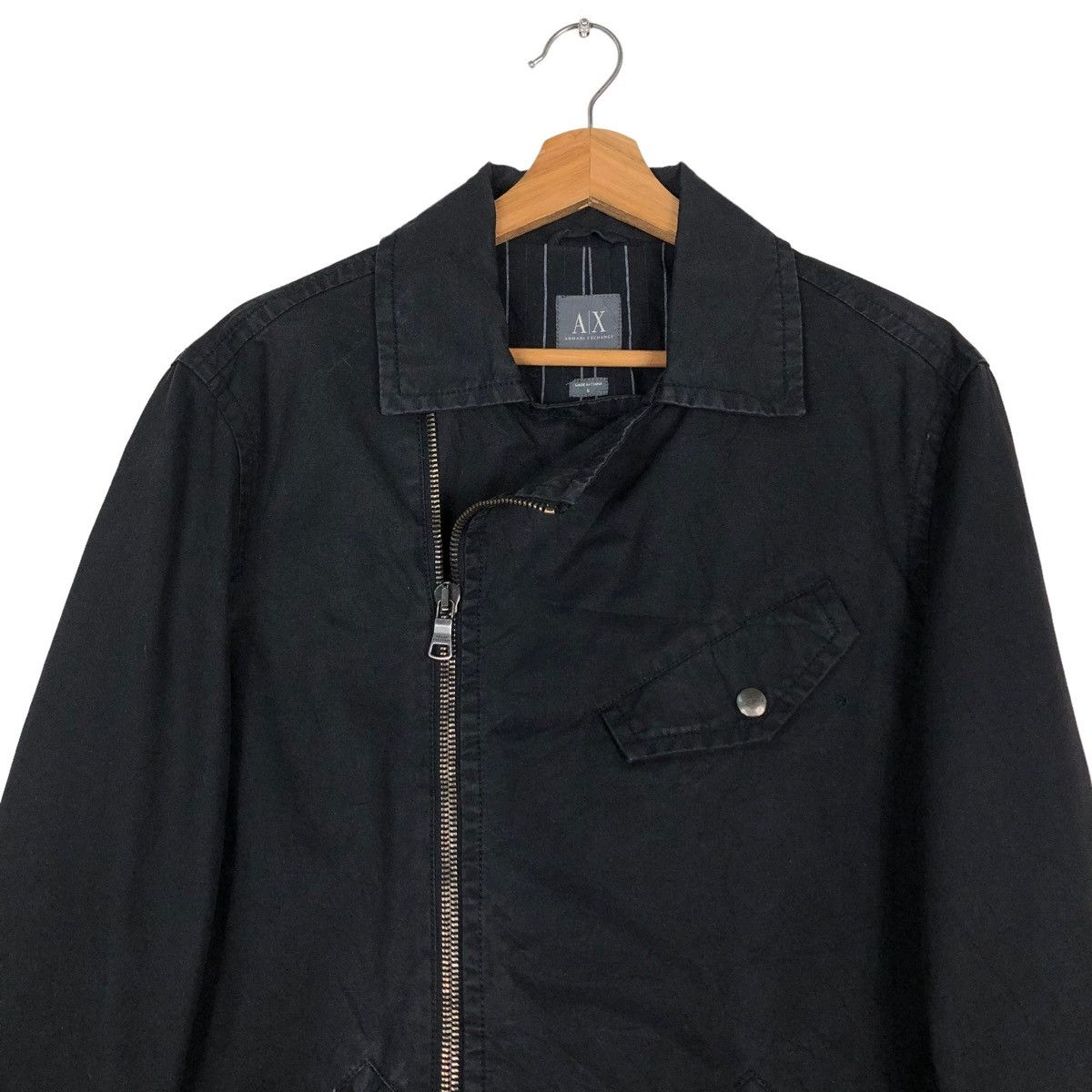 Armani Exchange 🔥CROPPED BIKER JACKET RACER STRIPED DESIGN ARMANI EXCHANGE Size US S / EU 44-46 / 1 - 3 Thumbnail