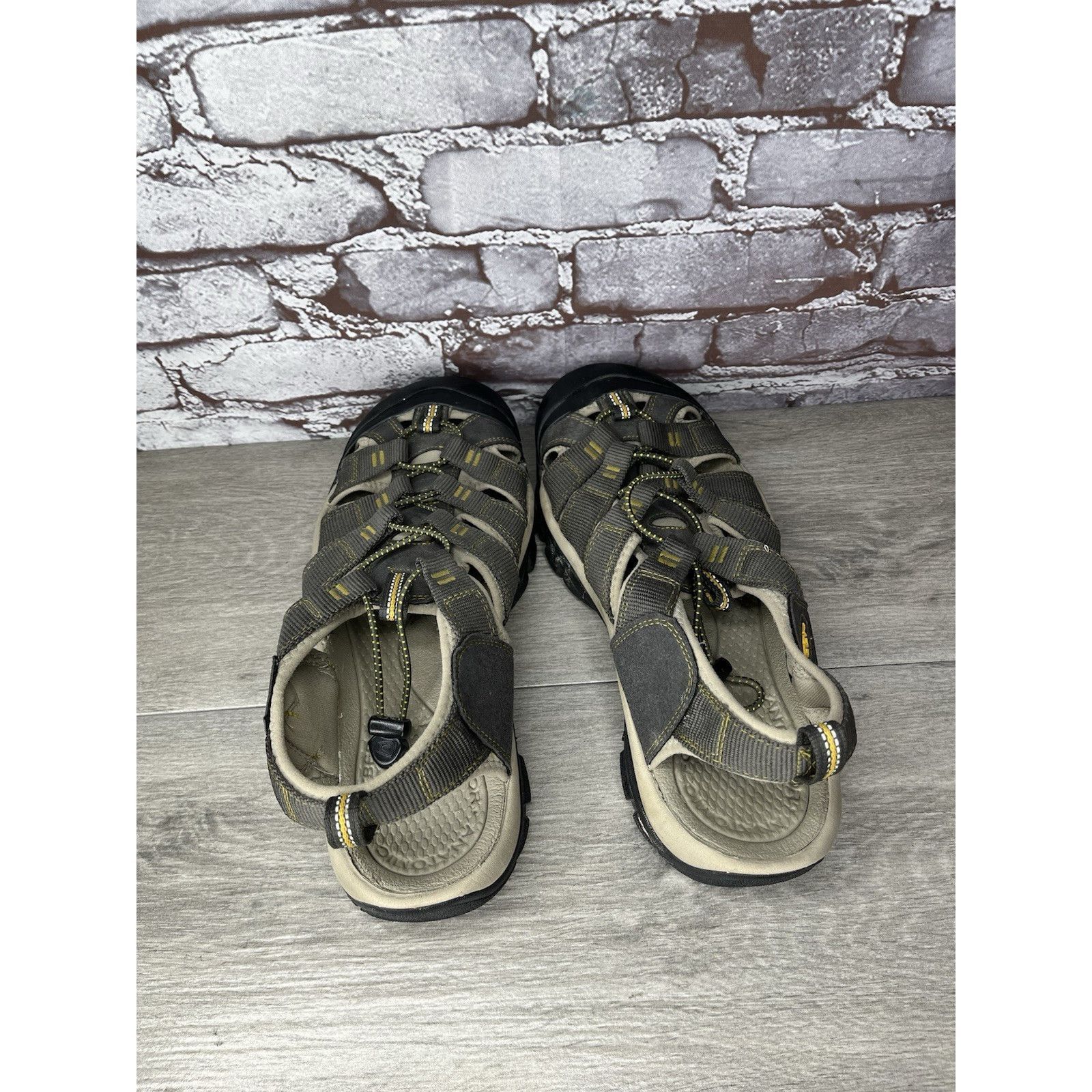 KEEN KEEN Newport H2 Gray Textile Hiking Waterproof Sandals Men S Size US 12 / EU 45 - 6 Thumbnail