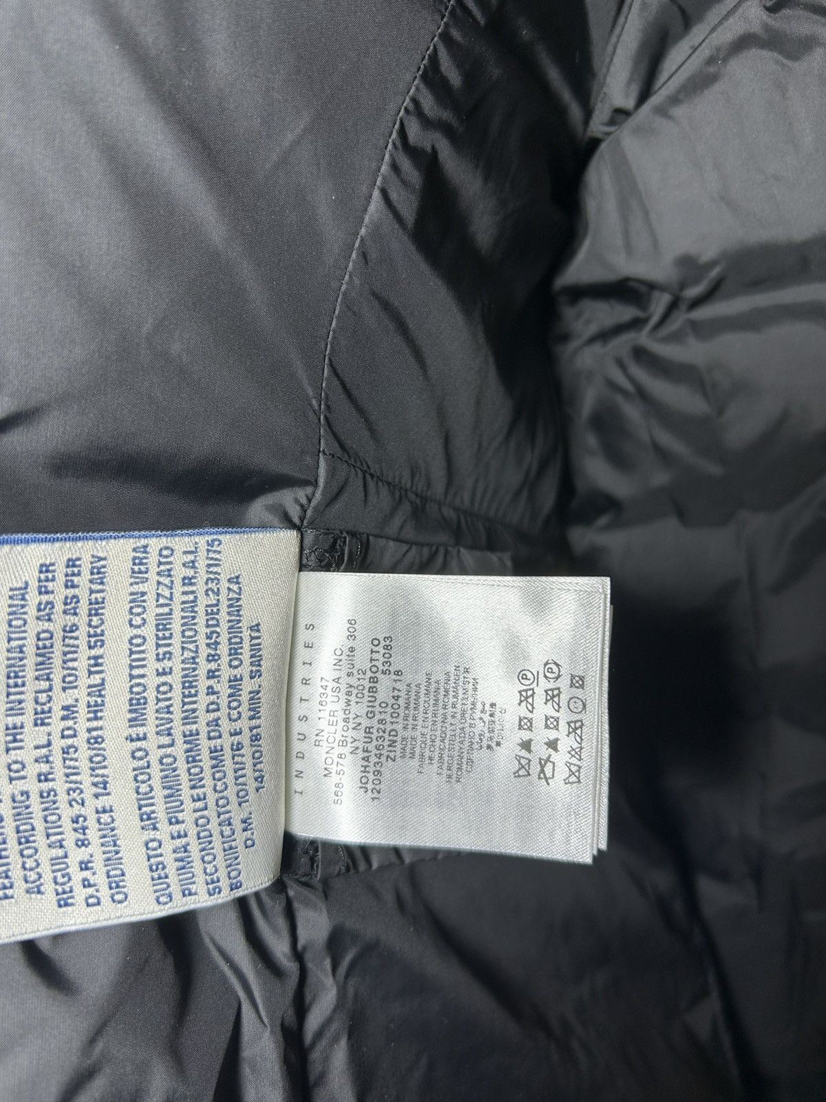 Moncler Moncler Johafur Long Down Coat w/ Real Fur Trim (Size 0) Size XS / US 0-2 / IT 36-38 - 12 Thumbnail