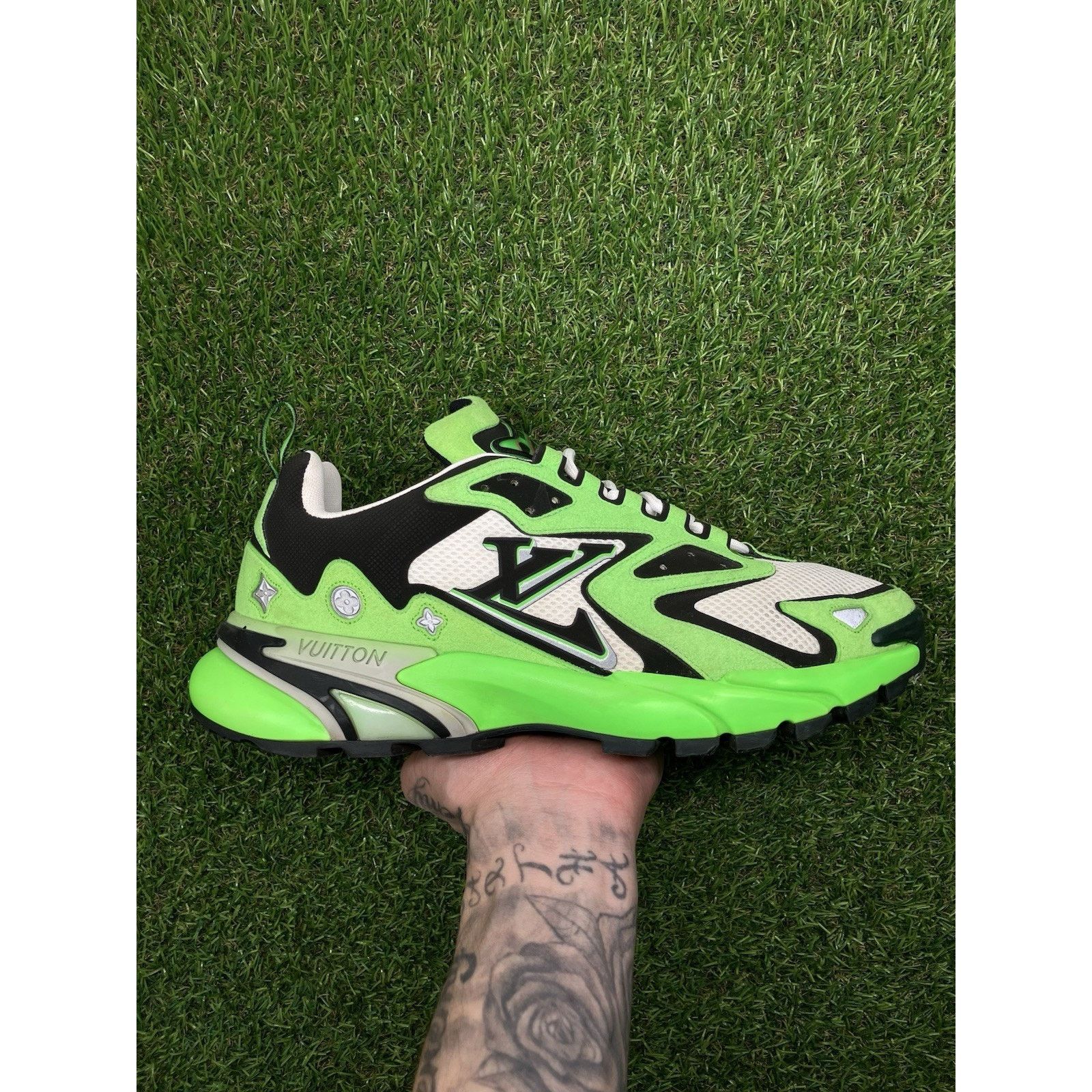 Louis Vuitton Louis Vuitton Tatic Runner ' Green ' | GREAT CONDITION! Size US 8.5 / EU 41-42 - 2 Thumbnail