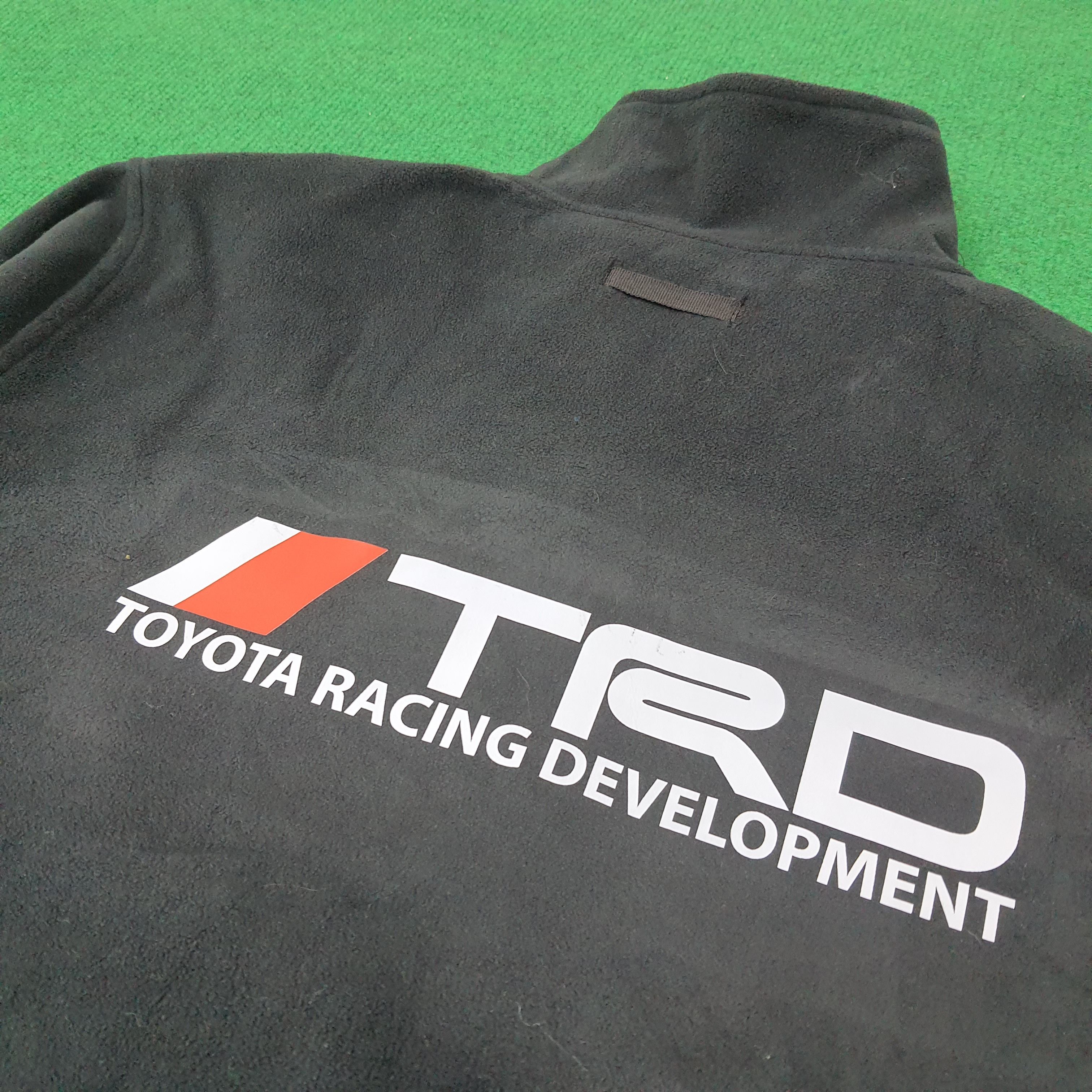 Japanese Brand × Vintage Vintage TRD Toyota Motorsports Zipper Sweatshirt C231N2 Size US M / EU 48-50 / 2 - 2 Thumbnail
