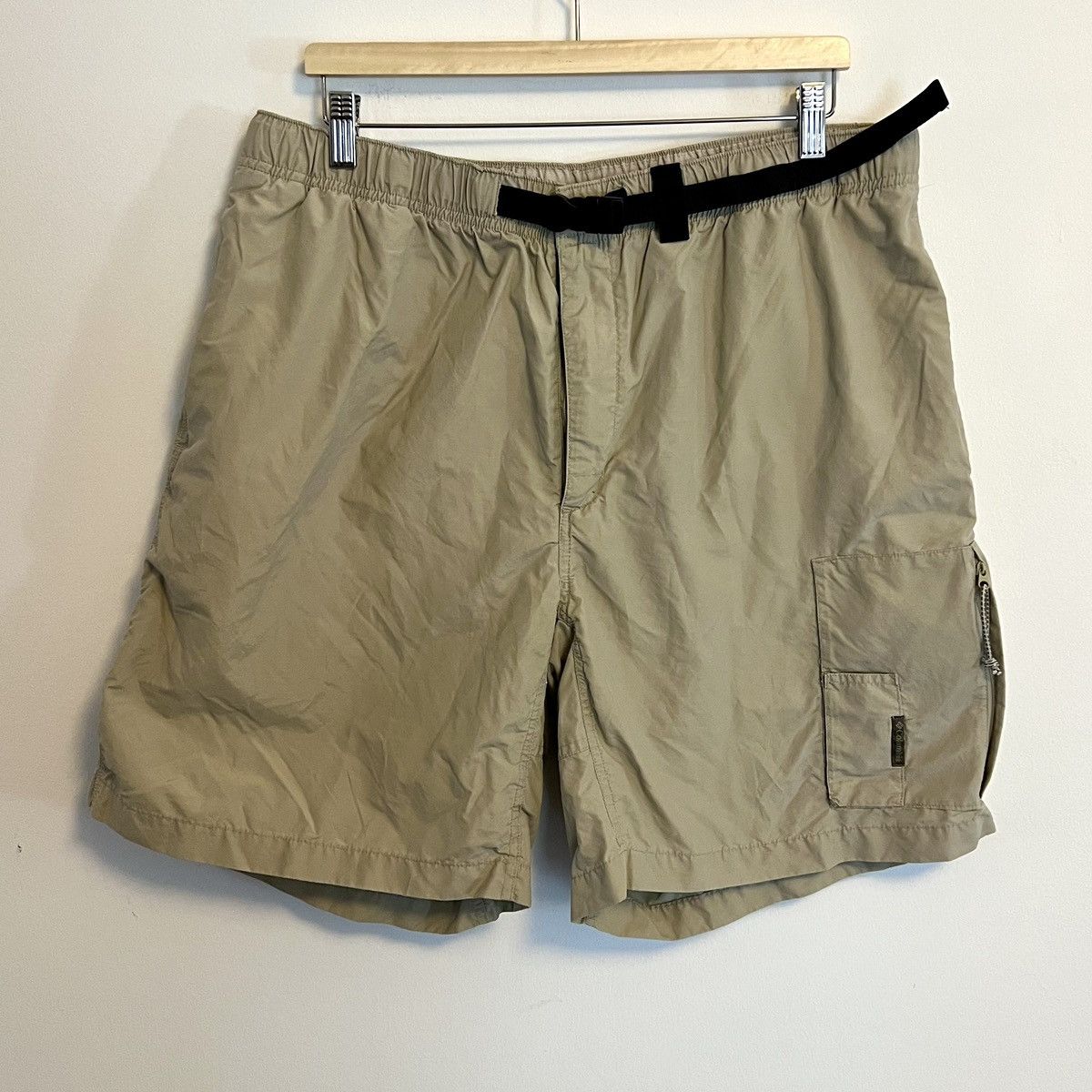 Columbia × Vintage VTG Columbia Belted Zip Pockets Cargo Shorts Size US 38 / EU 54 - 1 Thumbnail