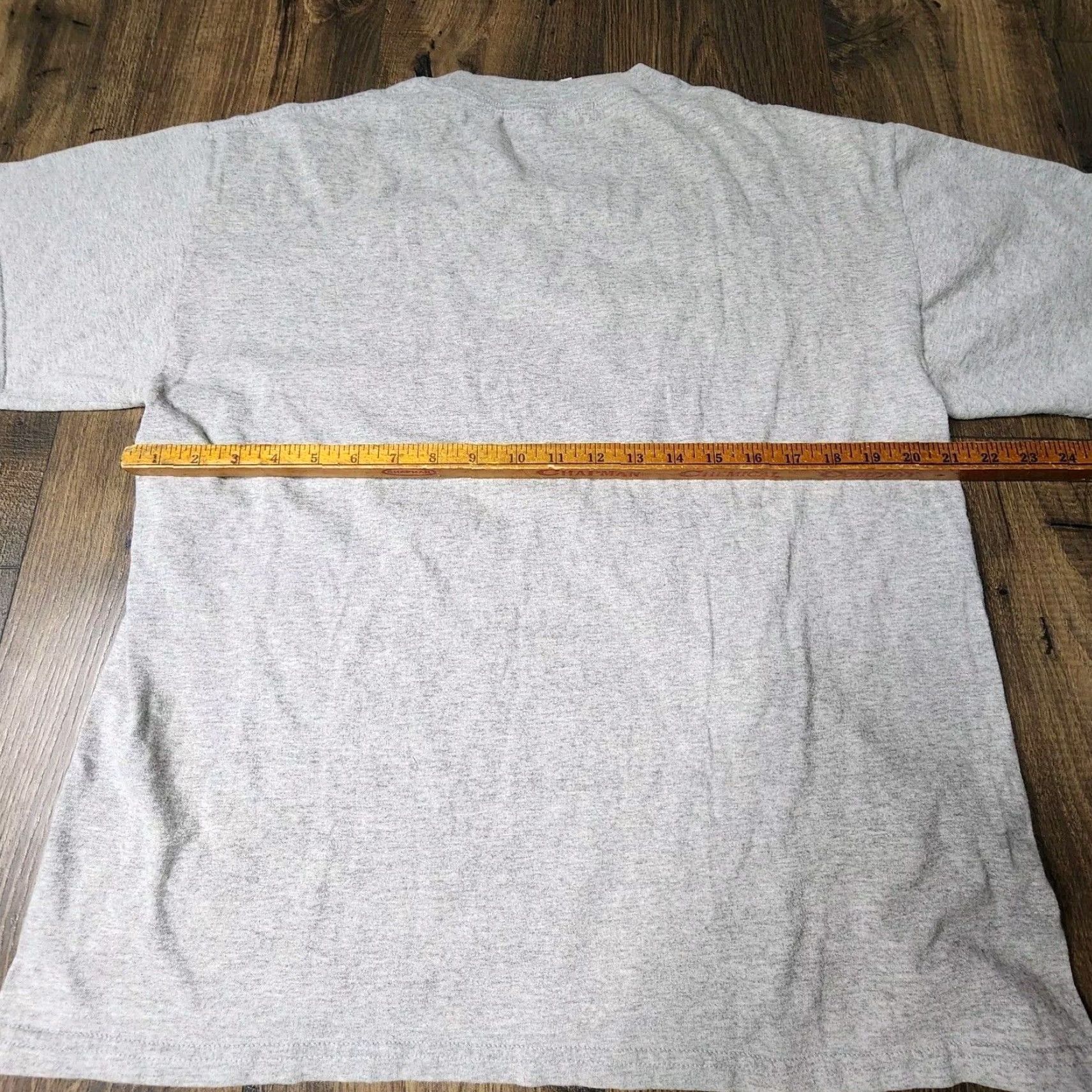 Vintage VINTAGE Mens T-Shirt Elf Tossing Championships Funny Christmas 1990s Gray Cotton L M&O KNITS Adult Regular short sleeve Mens Size US L / EU 52-54 / 3 - 4 Thumbnail