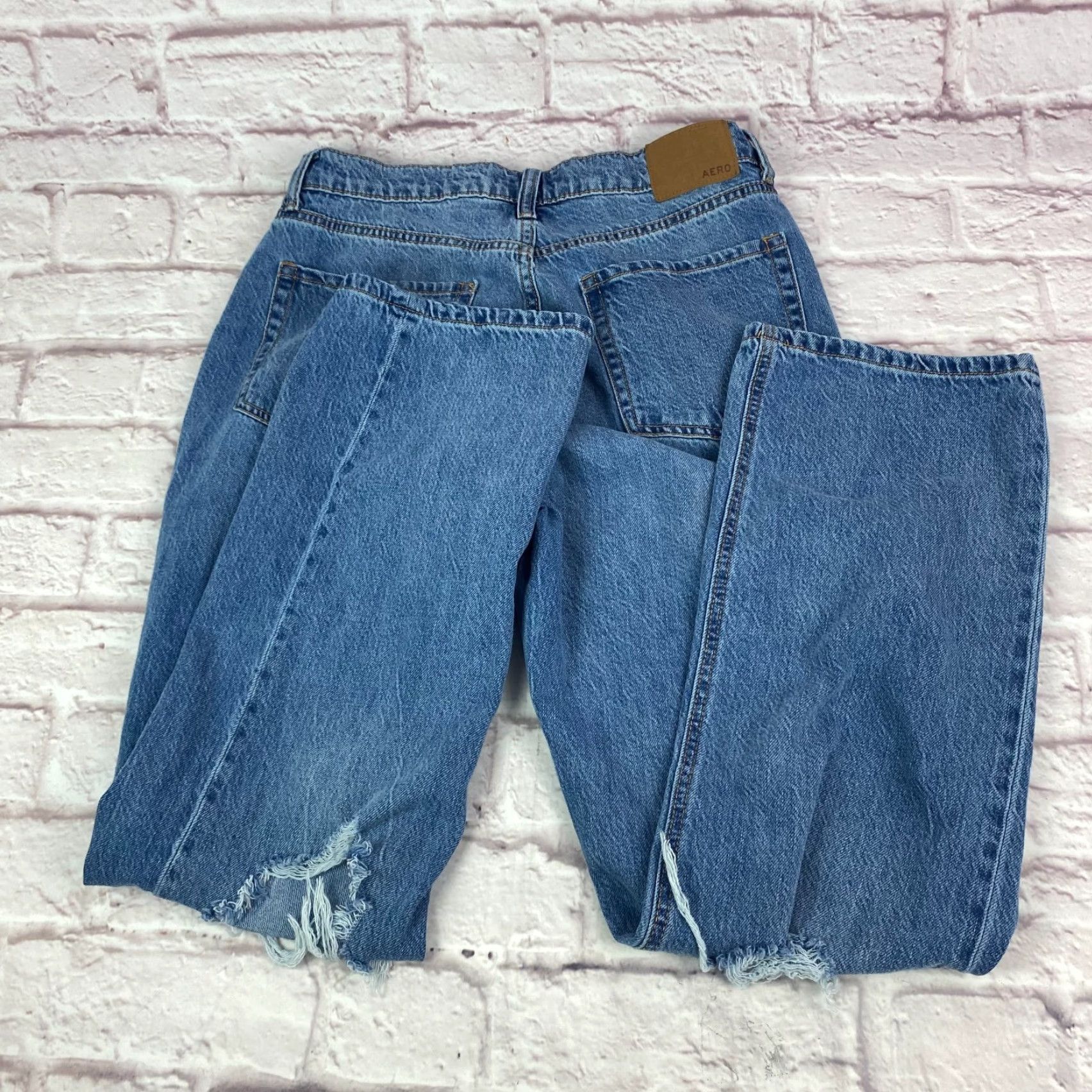 Vintage Aéropostale 90s Baggy Jeans Womens Size 8 High Rise Straight Distressed Button Fly Denim Blue 5-Pocket Design Jeans Womens Size 30" / US 8 / IT 44 - 3 Thumbnail