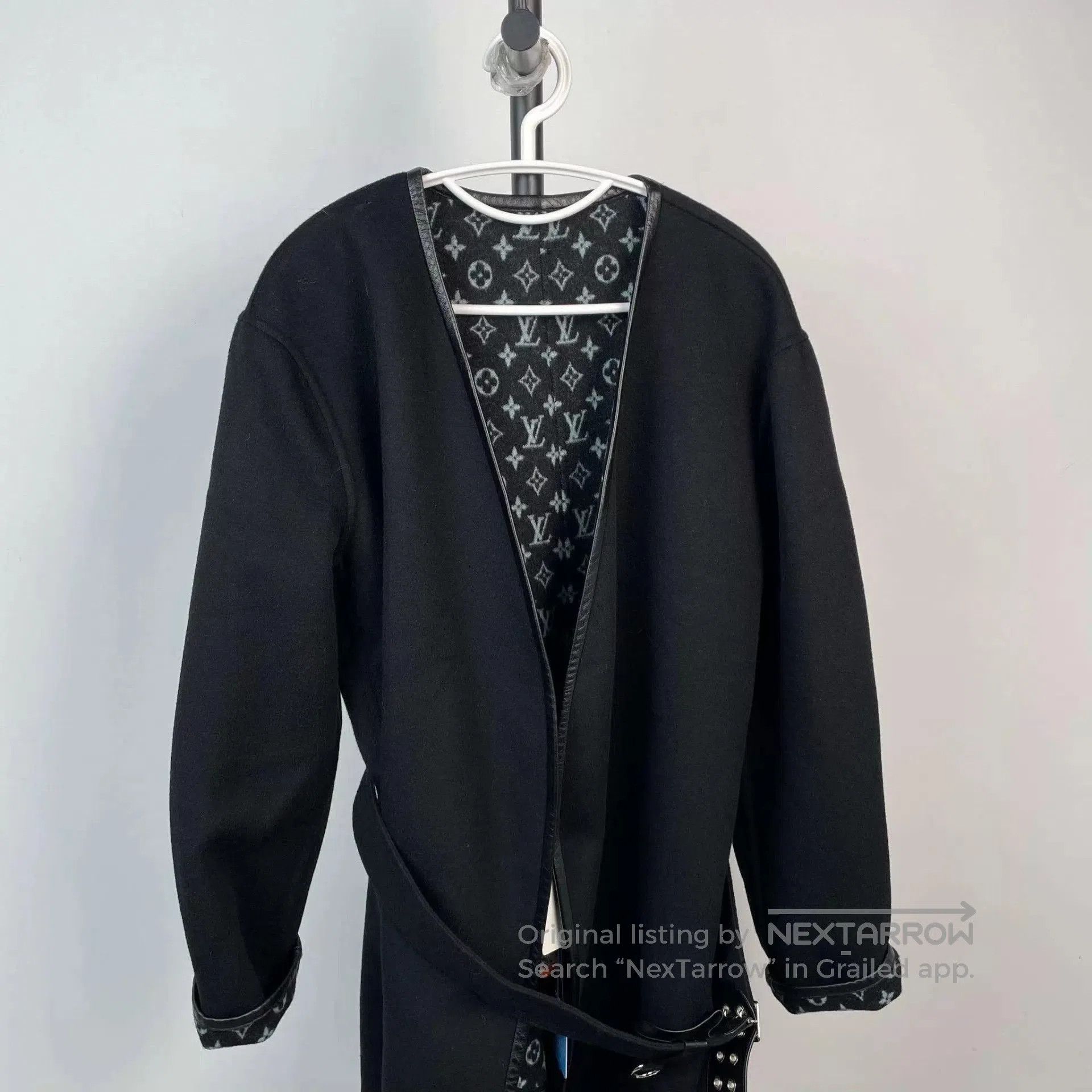 Louis Vuitton Black Long Belted Coat with Patterned Lining. Size US S / EU 44-46 / 1 - 3 Thumbnail