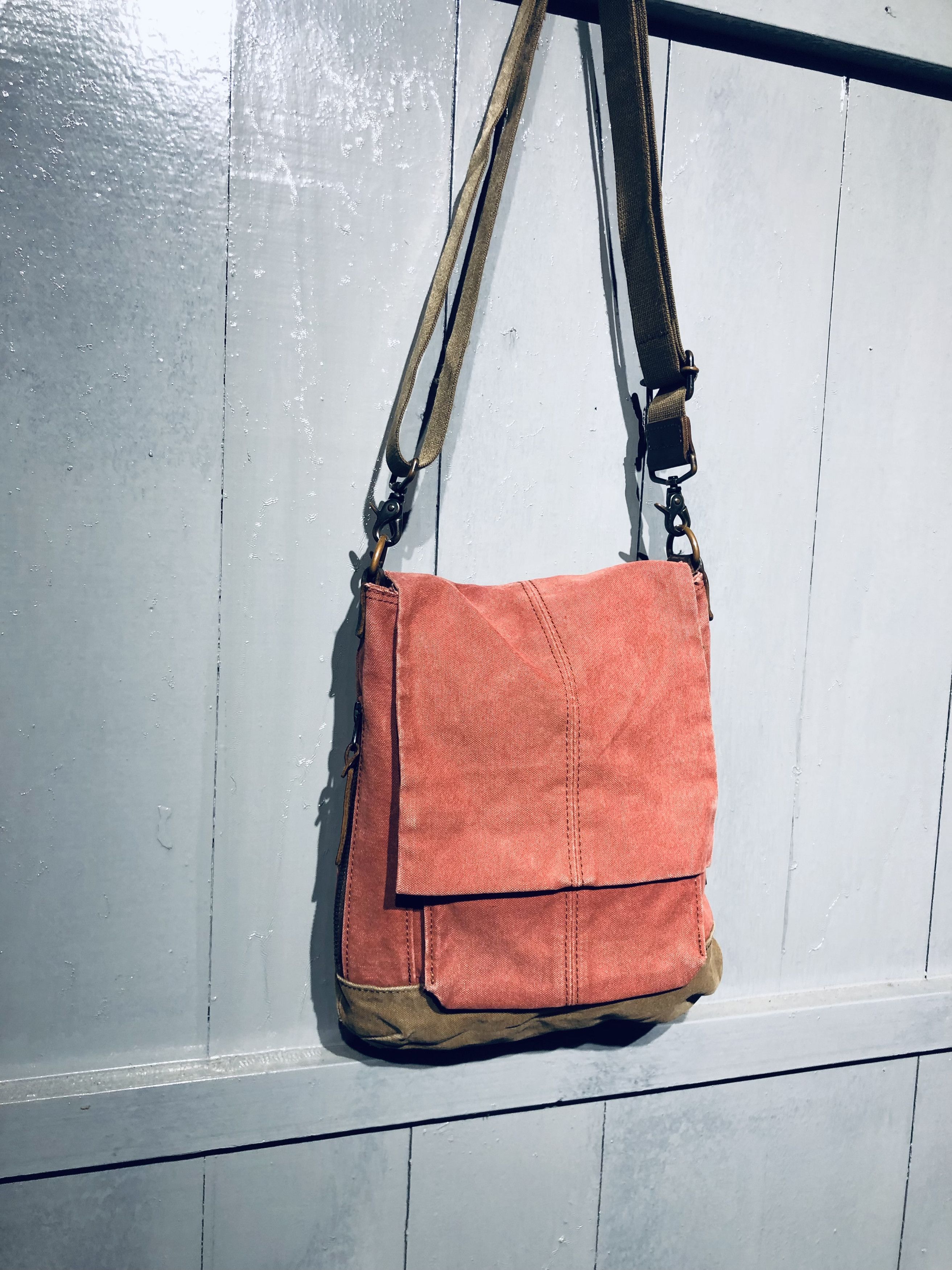 Canvas × Japanese Brand STYLE‼️JAPANESE BAGGY PORT STYLE CROSSBODY BAG Size ONE SIZE - 17 Thumbnail