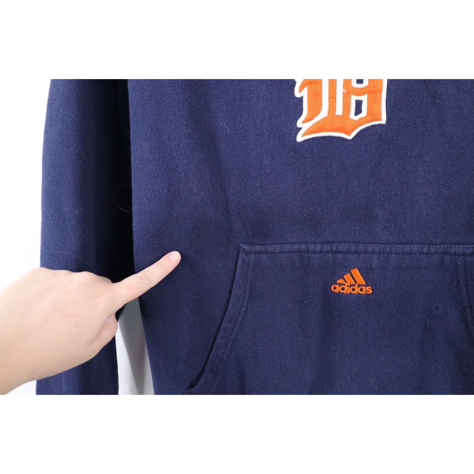 Adidas × Vintage Vintage Adidas Detroit Tigers Baseball Old English D Hoodie Size US S / EU 44-46 / 1 - 8 Thumbnail