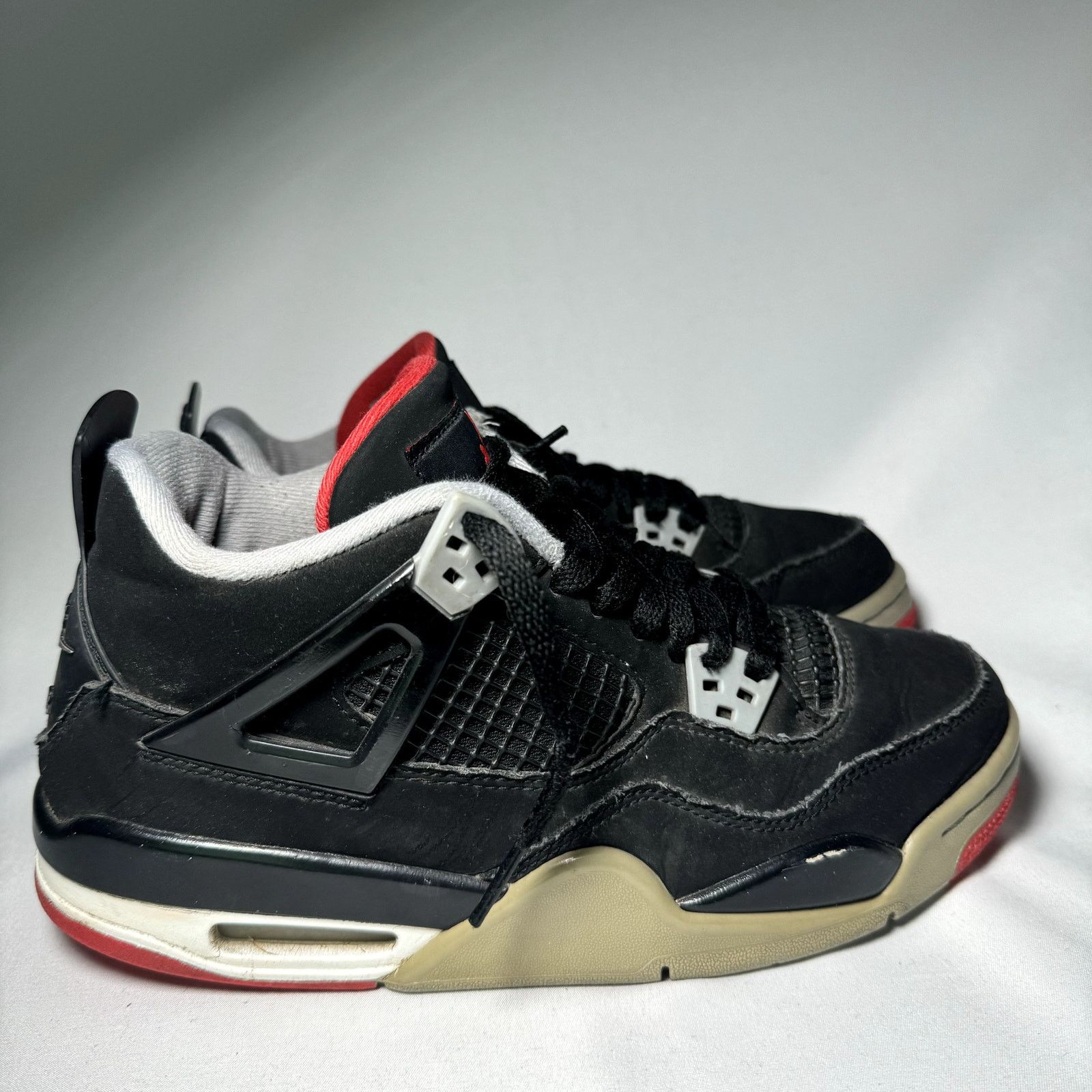 Jordan Brand × Nike Size 6.5 Nike Air Jordan 4 Retro OG GS Bred 2019 Men's Shoes Size US 6.5 / EU 39-40 - 1 Thumbnail