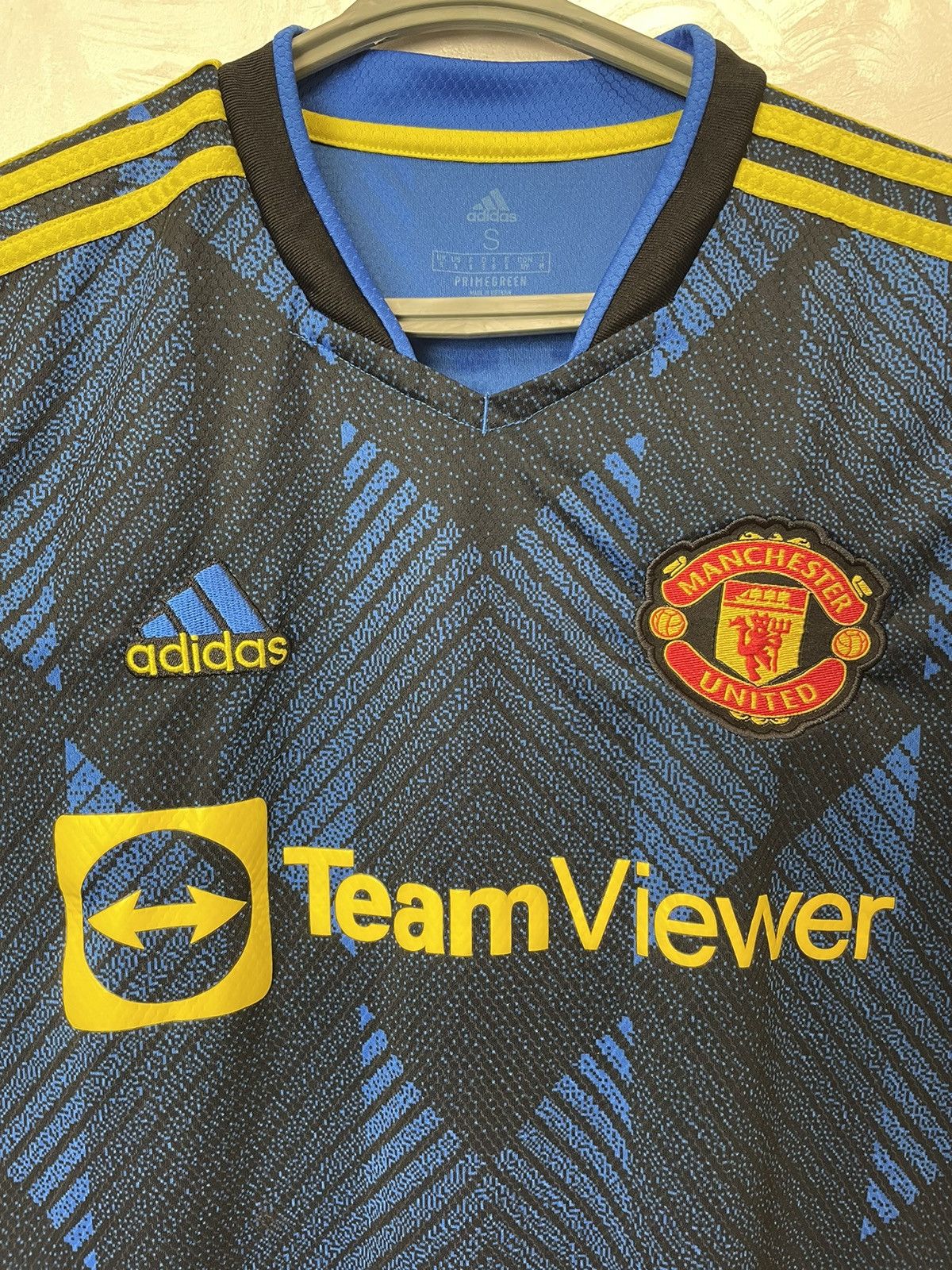 Adidas Rashford #10 Manchester United 2021/22 third shirt Adidas Size US S / EU 44-46 / 1 - 10 Thumbnail