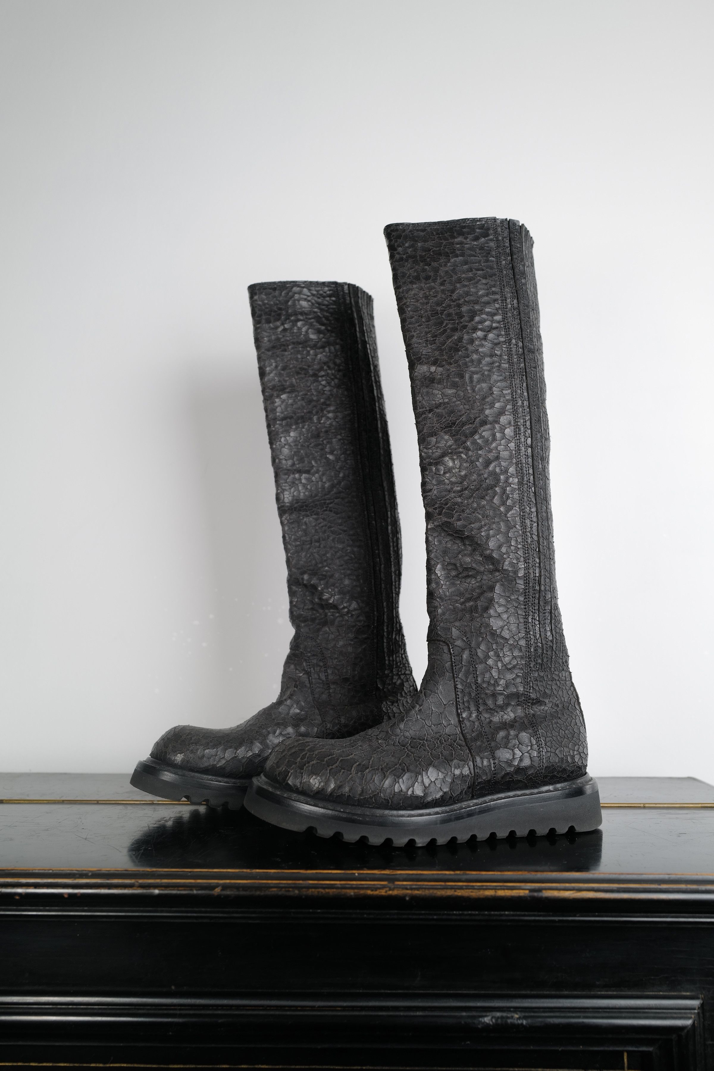 Rick Owens Rick Owens Cracked Leather Knee Boots Size US 7 / IT 37 - 10 Thumbnail