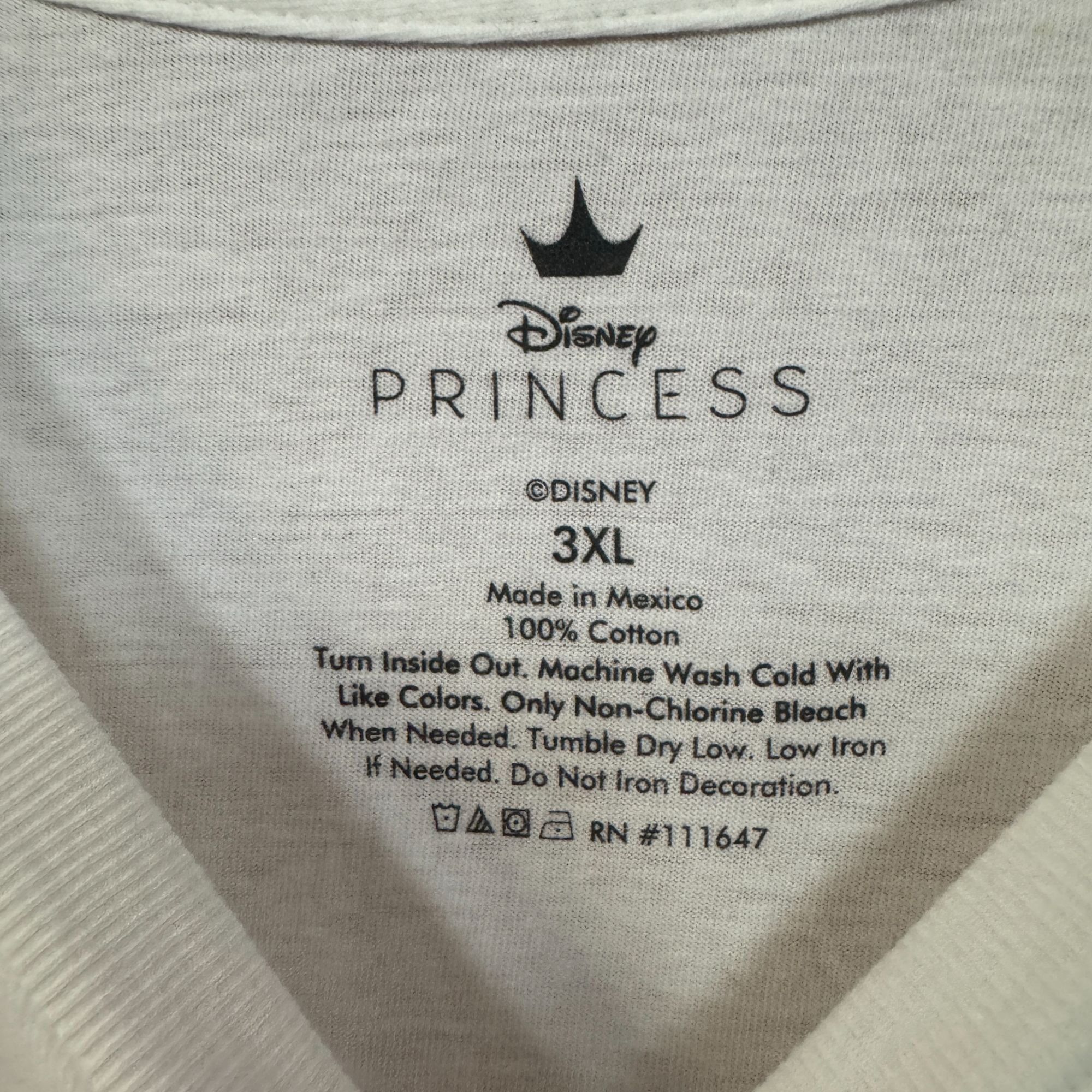 Disney Beauty and the Beast Be Our Guest l/s Tshirt size 2XL Size US XXL / EU 58 / 5 - 4 Thumbnail