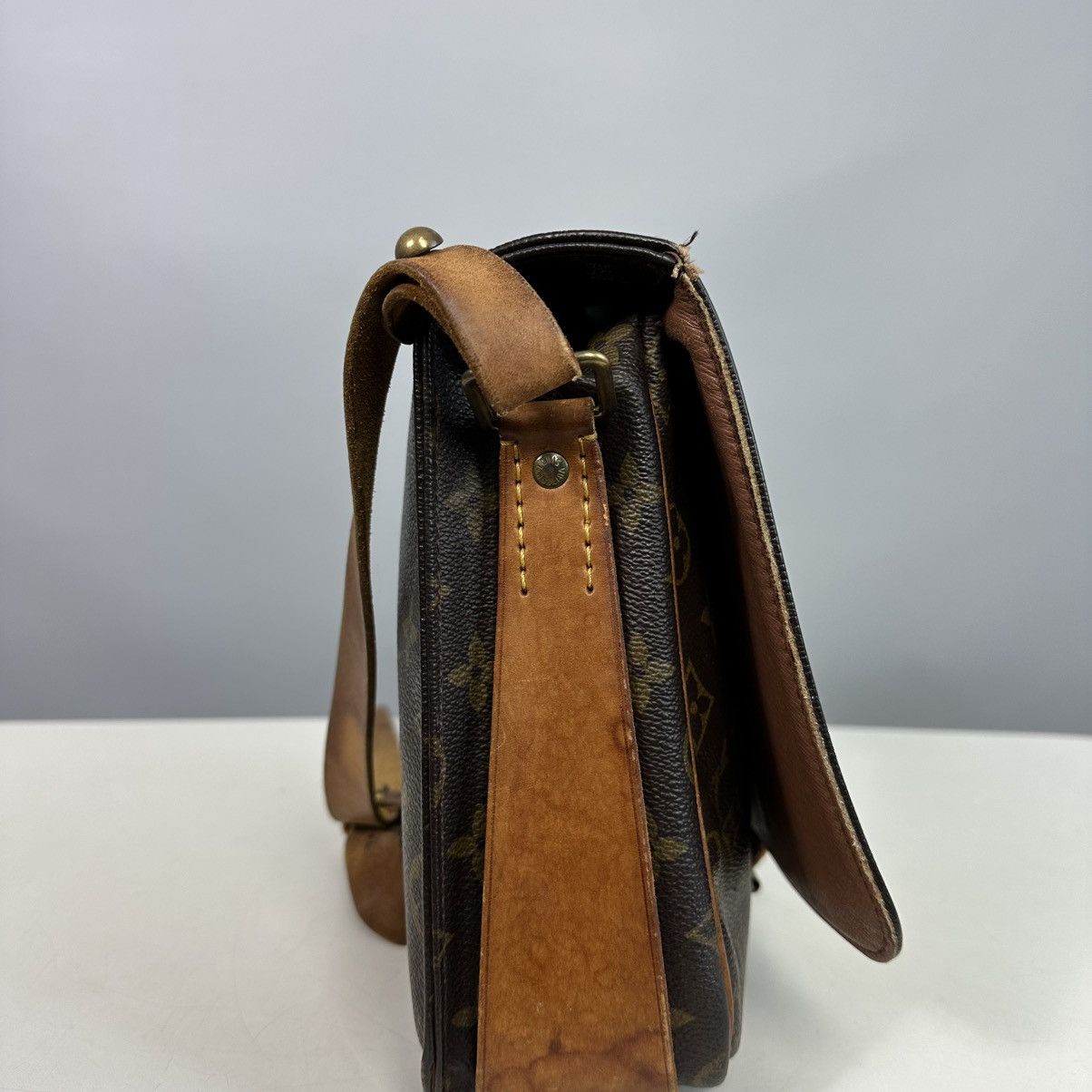 Louis Vuitton authentic COA LegitApp LOUIS VUITTON Cartouchière VNG 70s Size ONE SIZE - 10 Thumbnail