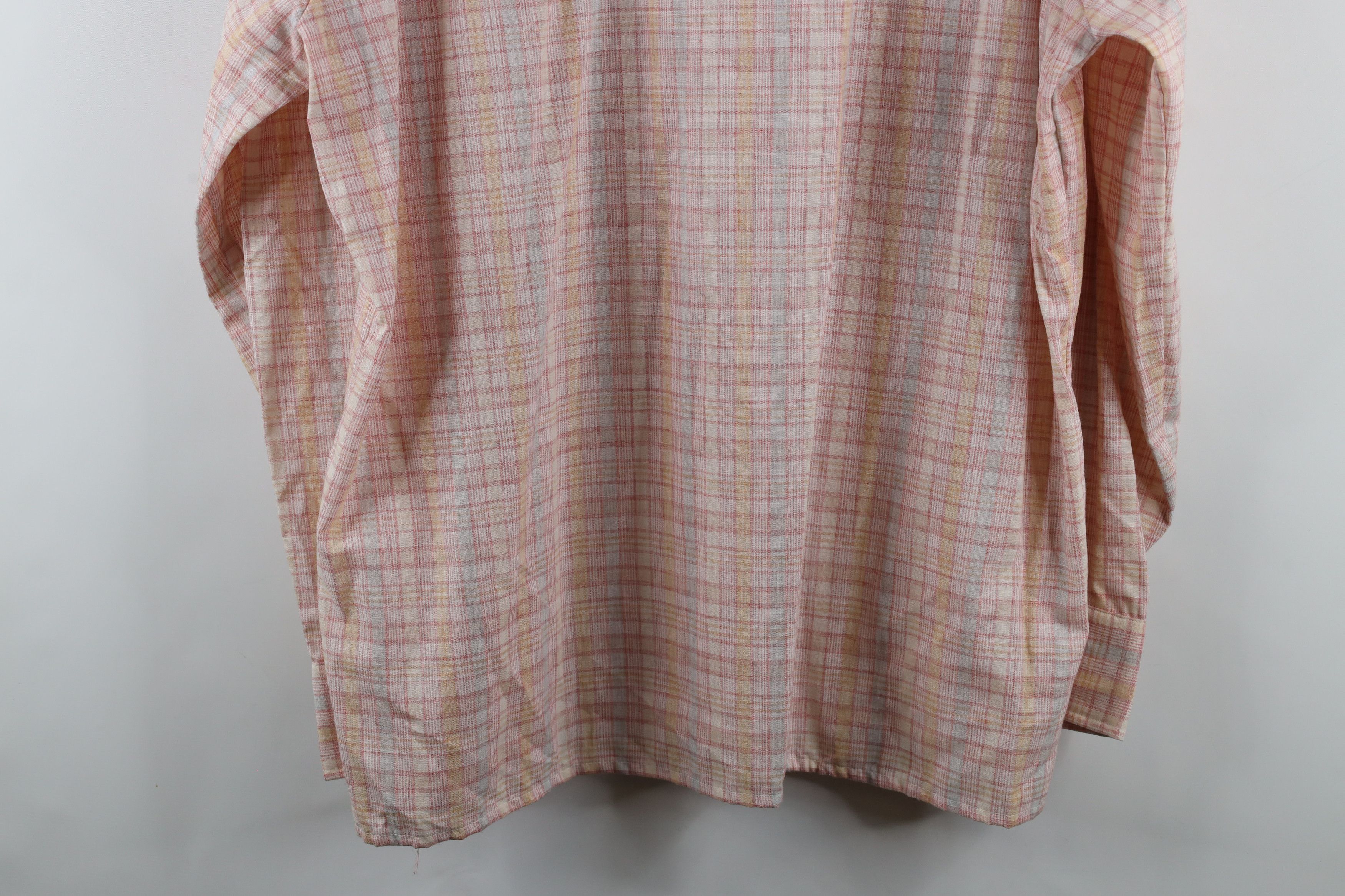 Vintage Vintage 70s Streetwear Rainbow Collared Button Shirt USA Size US XL / EU 56 / 4 - 9 Thumbnail