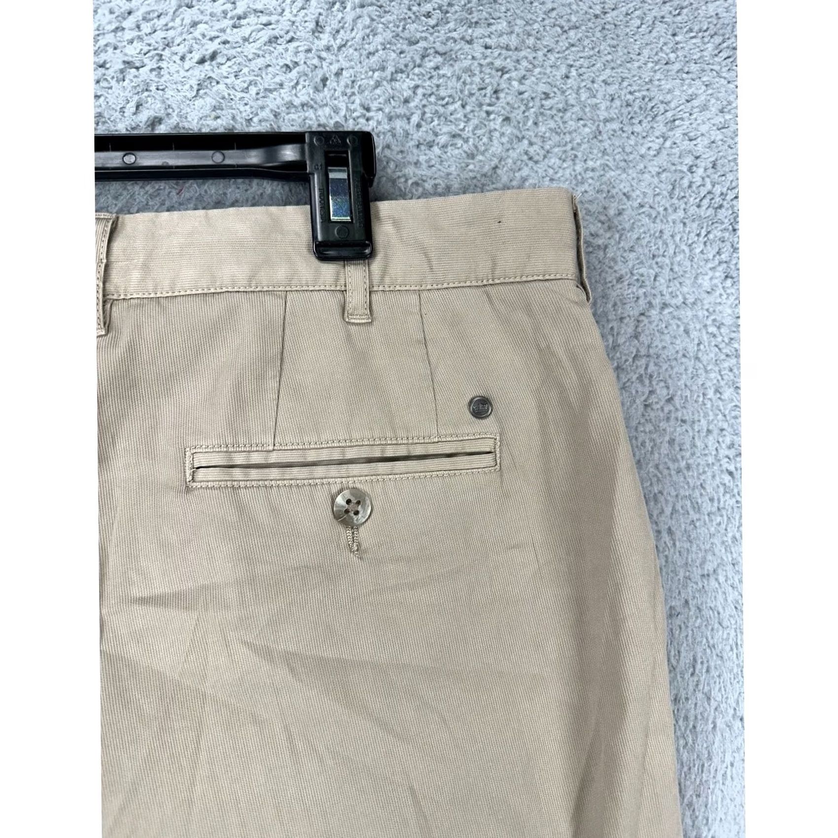 Peter Millar Peter Millar Shorts Mens 36 Tan Khakis Chino Flat Front Pockets Stretch Casual Cotton Tencel Spandex Outdoor White Brown Mens Size US 36 / EU 52 - 6 Thumbnail