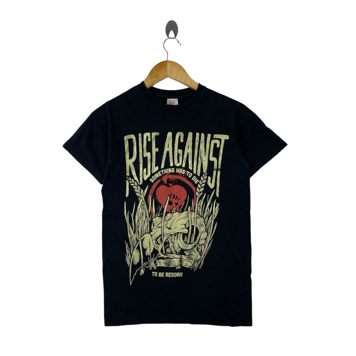 Vintage Rise Against Band Tee Shirt Small Black Y2K PunkRock Graphic Size US S / EU 44-46 / 1 - 1 Thumbnail