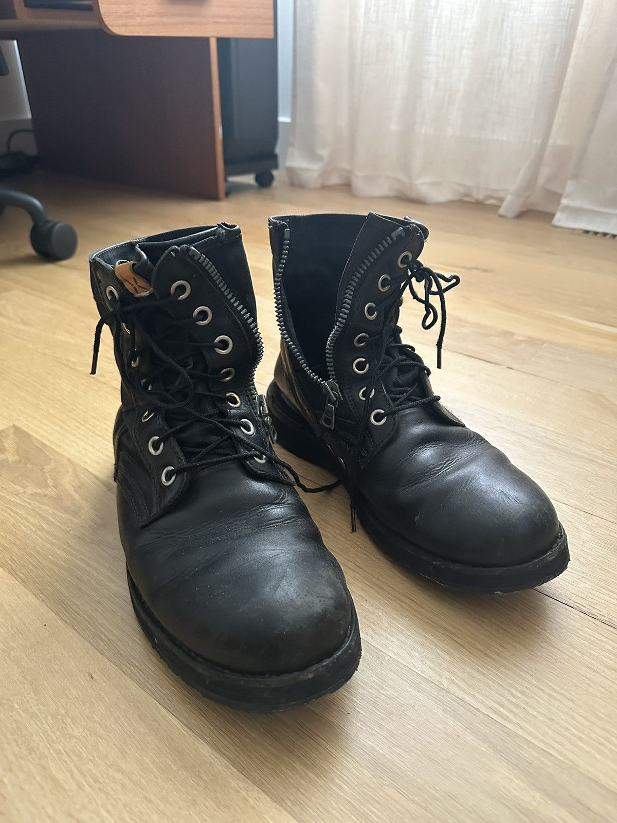 Visvim Visvim 7 Hole ‘73 Folk Boots Black 10.5 Size US 10.5 / EU 43-44 - 1 Thumbnail