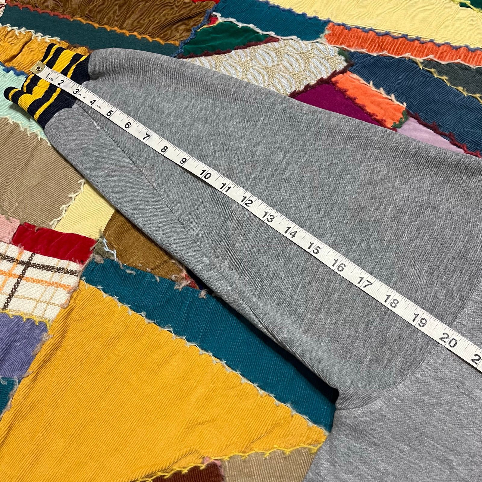 Other Vintage Varsity Style Striped Ends Grey Crewneck Large Size US L / EU 52-54 / 3 - 6 Thumbnail