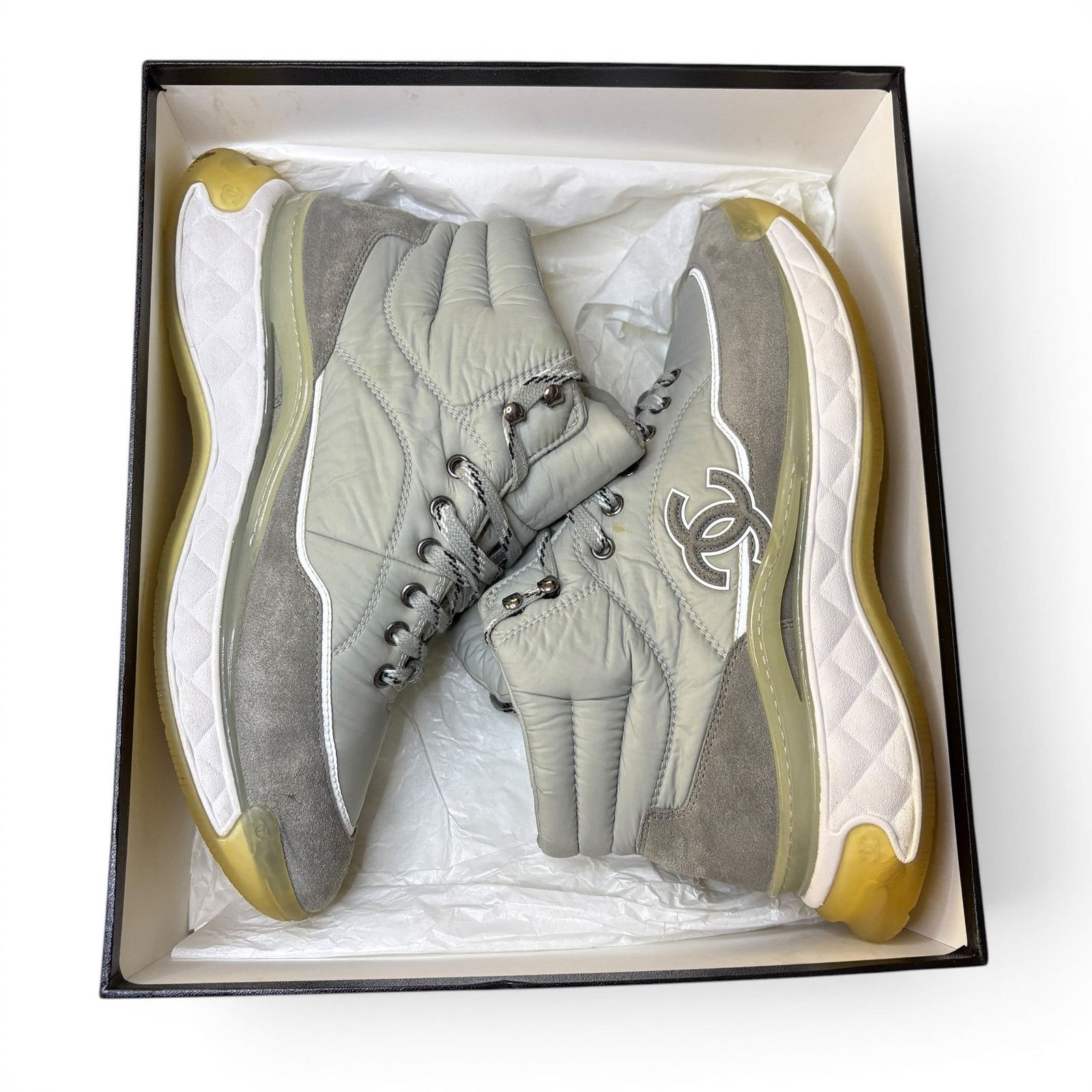 Chanel Chanel Grey White Quilted CC Logo Lace High Top Sneaker | 42 Size US 9 / EU 42 - 2 Thumbnail