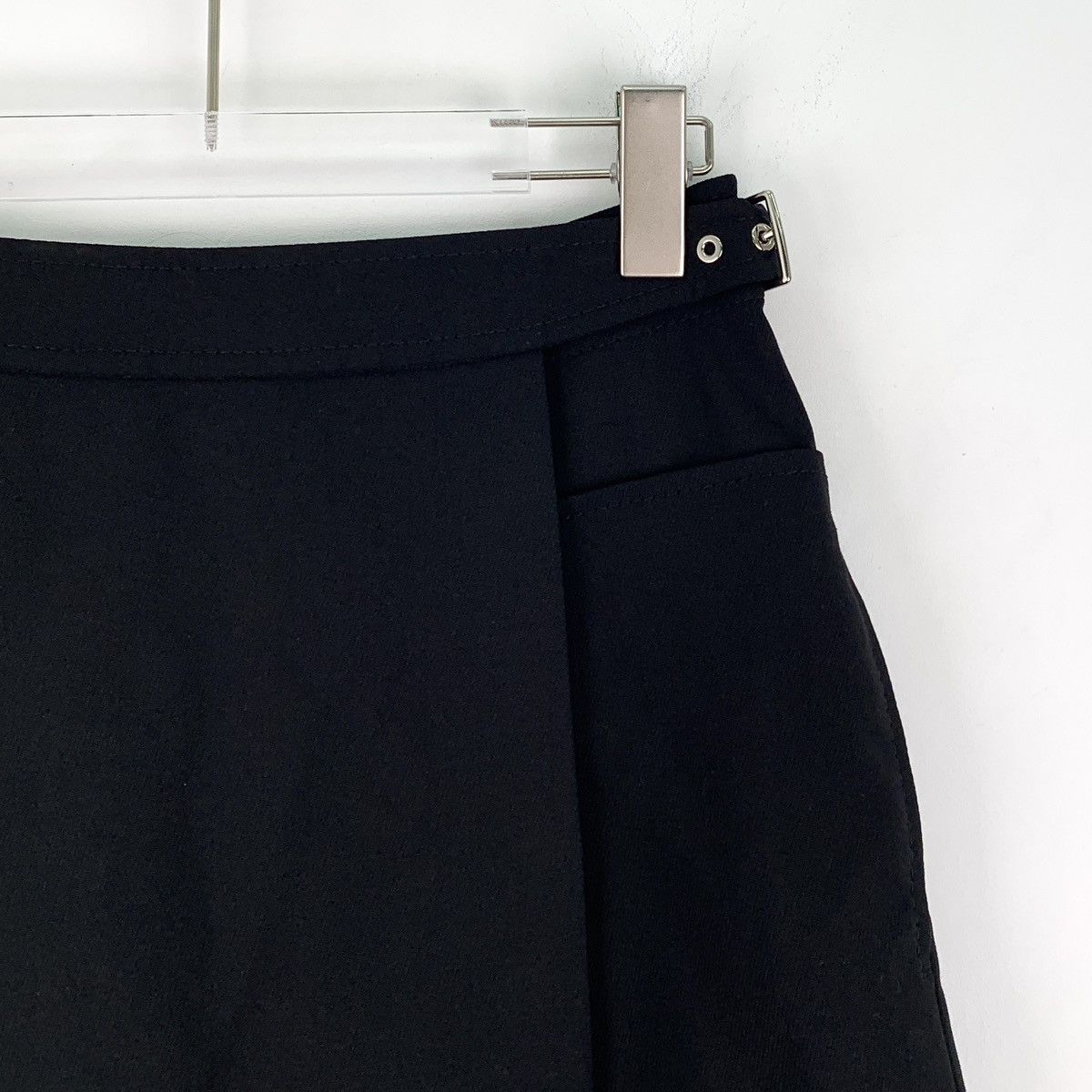 Hermes Hermes Black Buckle Detail Casual Shorts K26WX Size 25" / US 0 / IT 36 - 3 Thumbnail