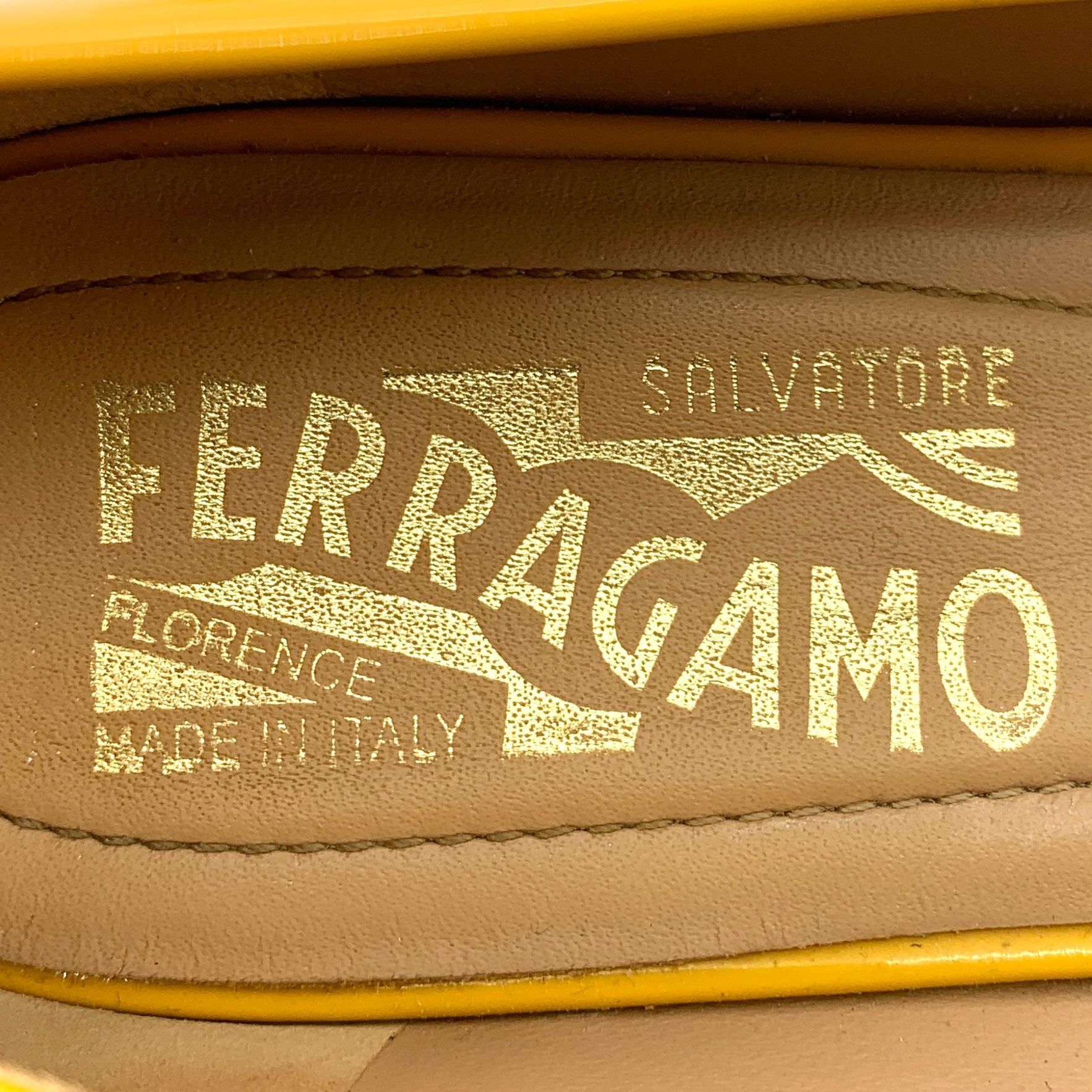 Salvatore Ferragamo Salvatore Ferragamo Yellow Patent Leather Ballet Flats Size US 6 / IT 36 - 7 Thumbnail