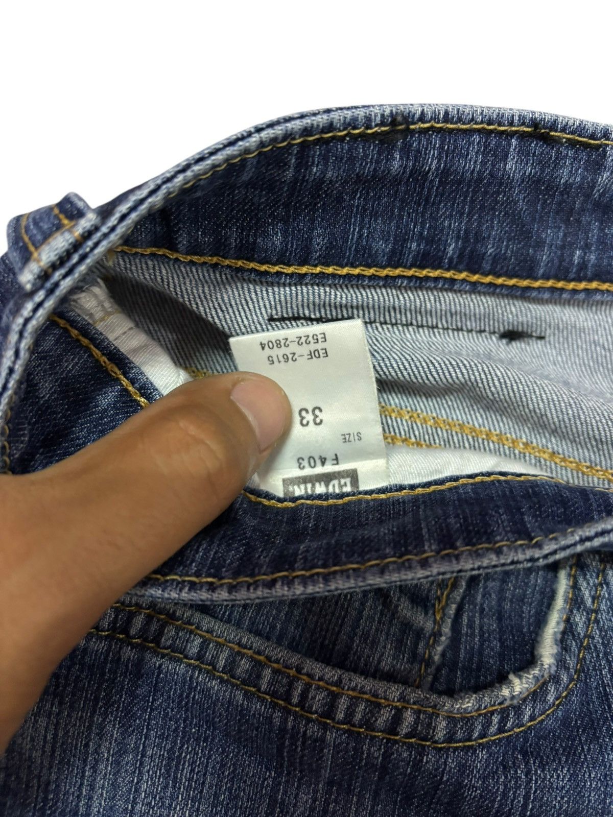 Edwin Vtg Edwin Japan 403 Distressed Jeans Size US 33 - 9 Thumbnail