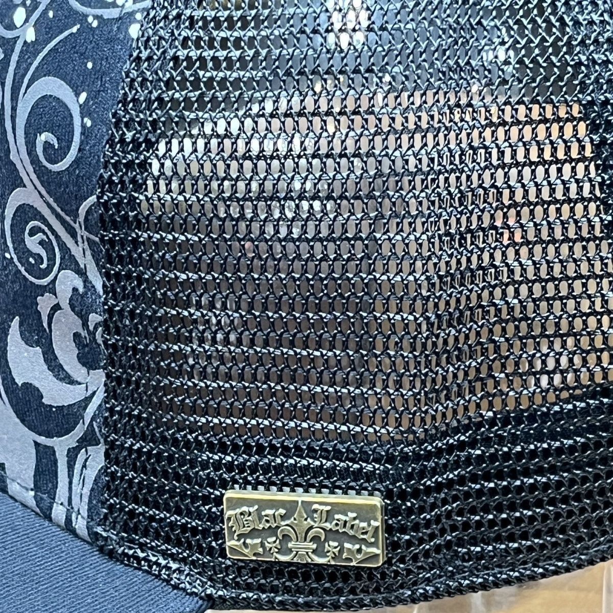 Black Label Black label grunge style trucker hat Size ONE SIZE - 2 Thumbnail