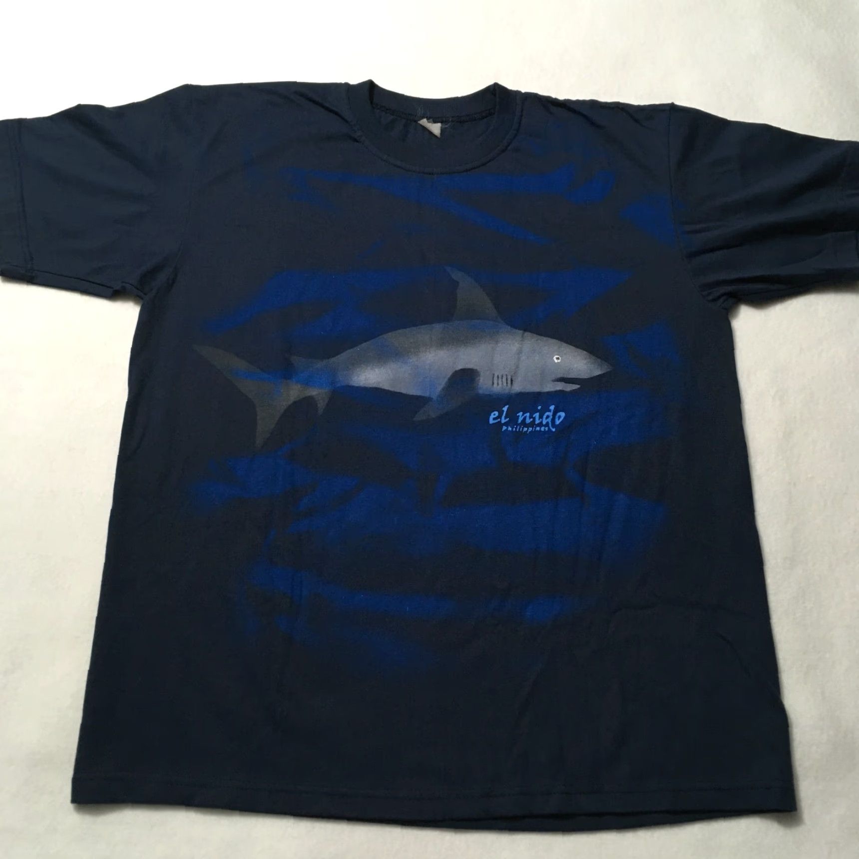 Vintage VINTAGE shark shirt Adult XL blue 90s Y2K sea fish water graphic shirt Size US XL / EU 56 / 4 - 2 Thumbnail