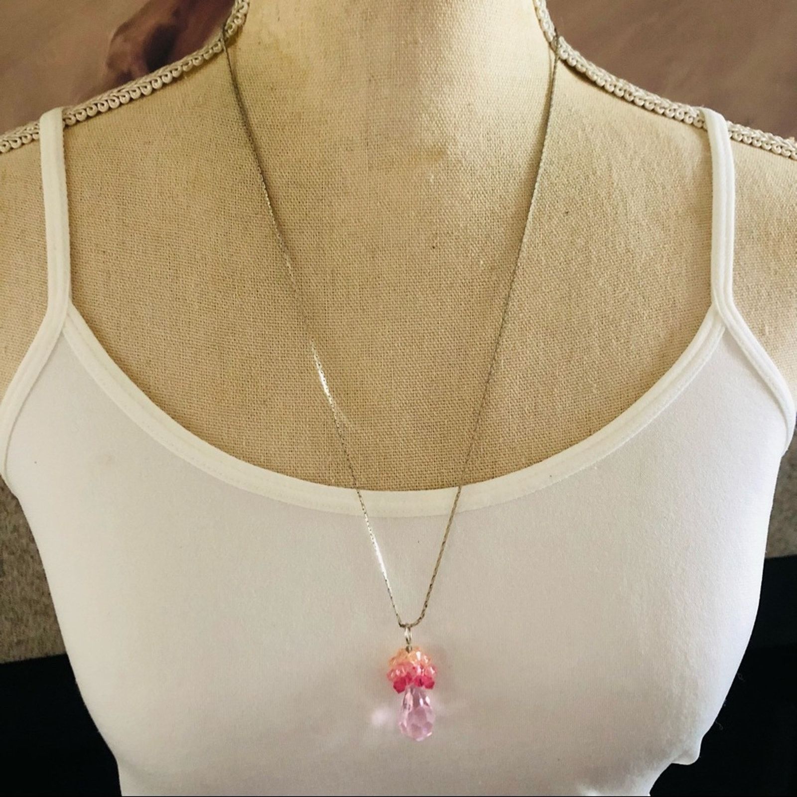 Jewelry Faceted pink glass crystal cluster pendant necklace Size ONE SIZE - 1 Thumbnail