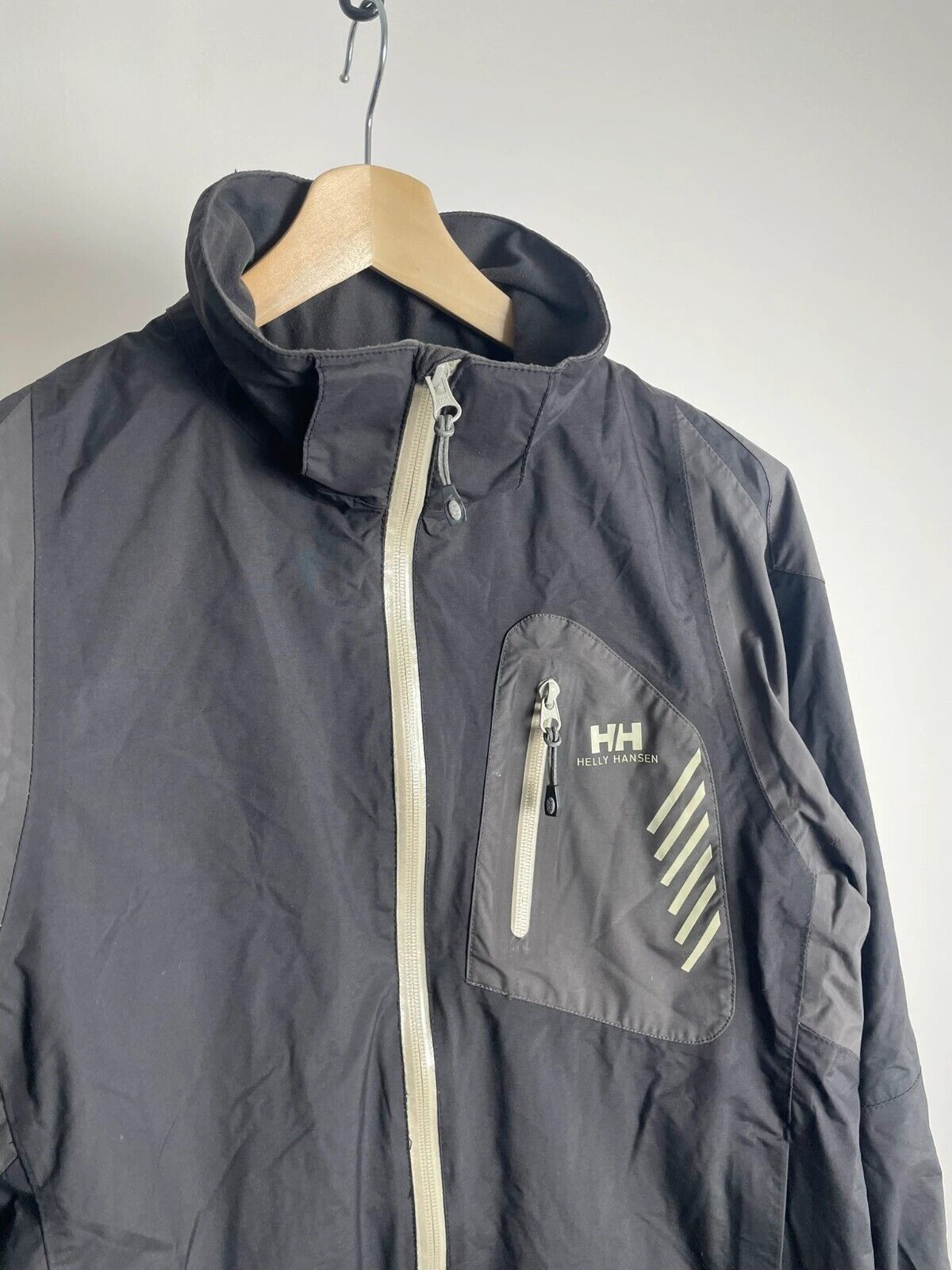 Helly Hansen Helly Hansen Hellytech Jacket in size S Size US S / EU 44-46 / 1 - 2 Thumbnail