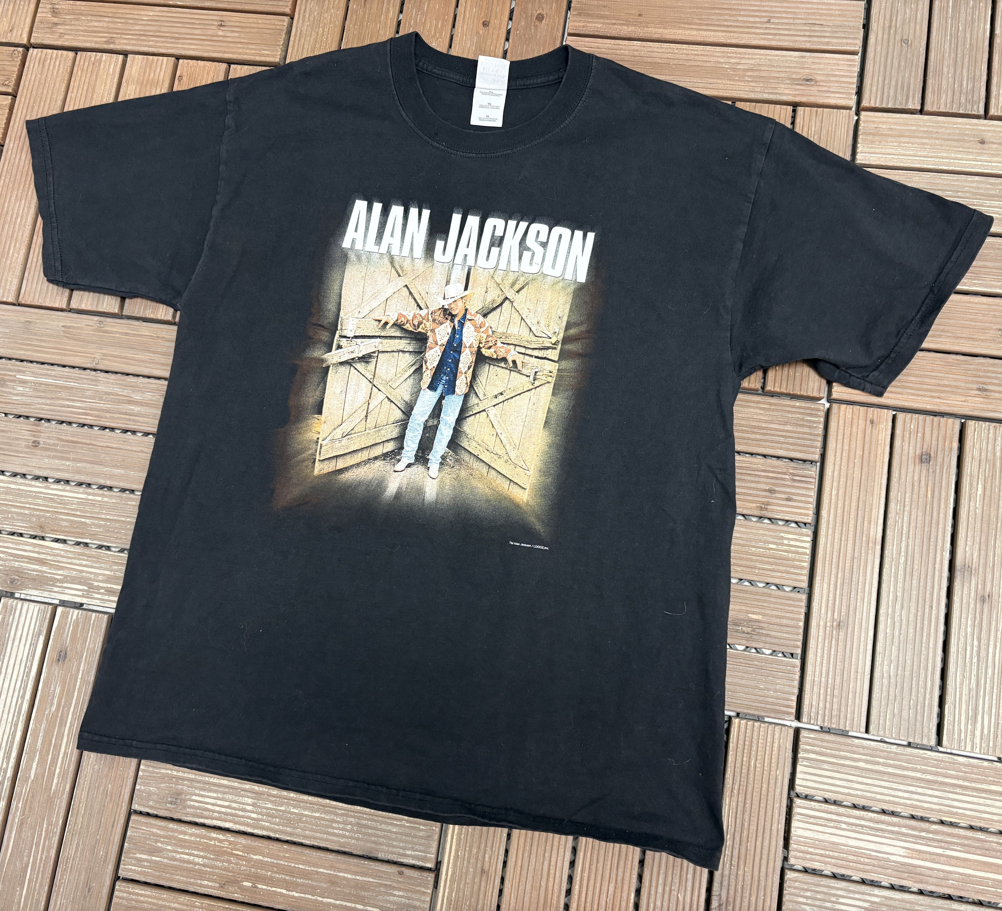 Vintage Alan Jackson Vintage Black T-Shirt Tee Size US XL / EU 56 / 4 - 2 Thumbnail