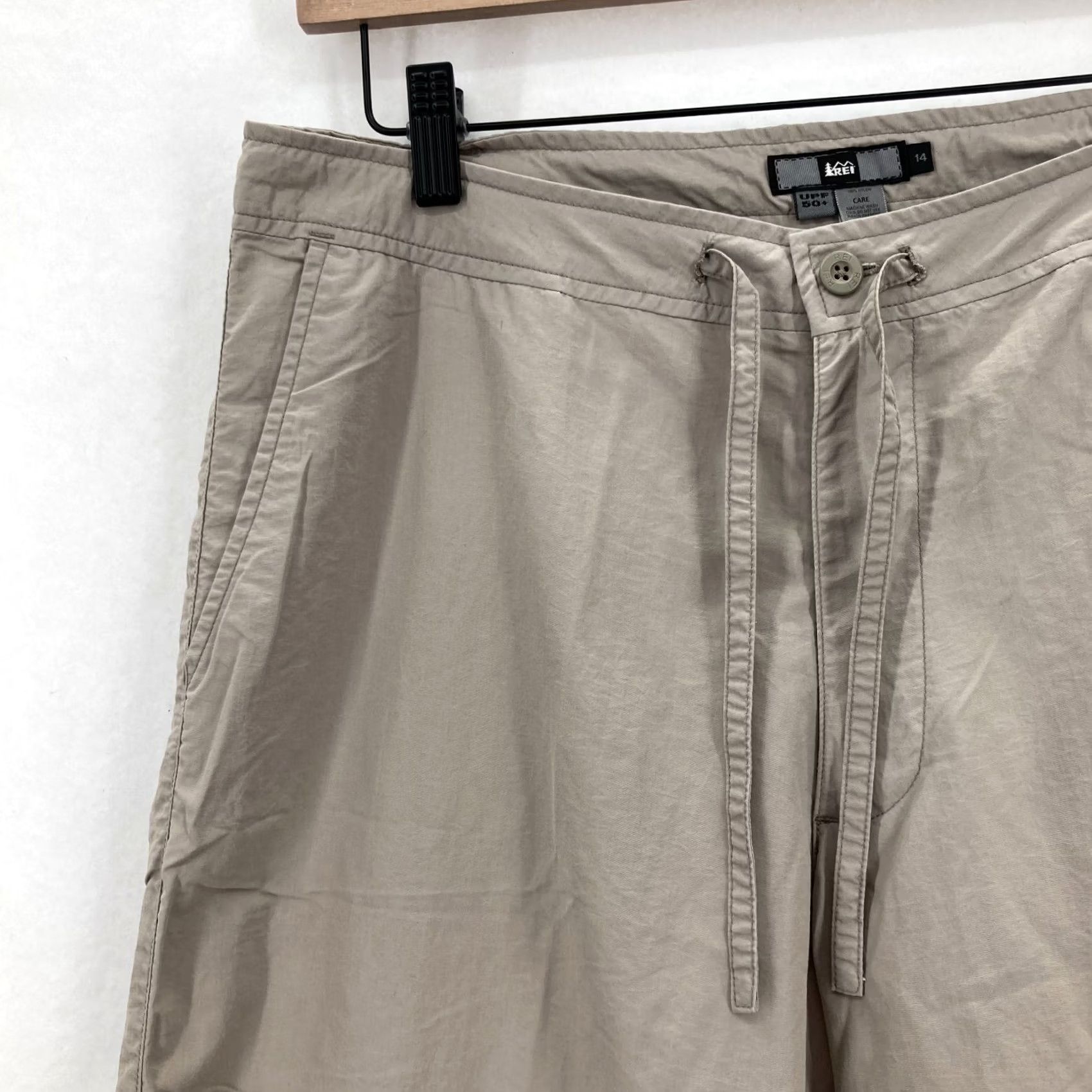 Vintage REI Hiking Pants Women's 14 Gray 100% Nylon Drawstring UPF 50 Outdoors Cropped Pants Size 24" / US 00 / IT 34 - 3 Thumbnail