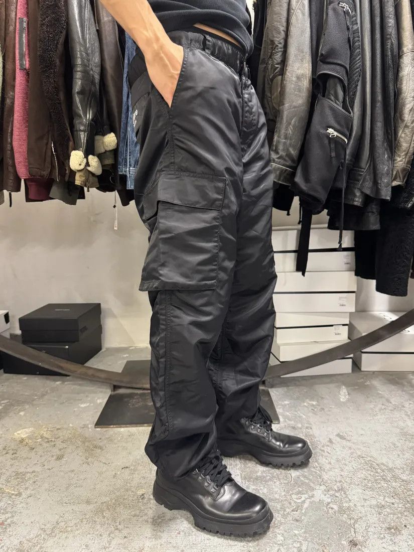 Supreme × Vintage Supreme Black Nylon Cargo Large Pants Size US 33 - 2 Thumbnail